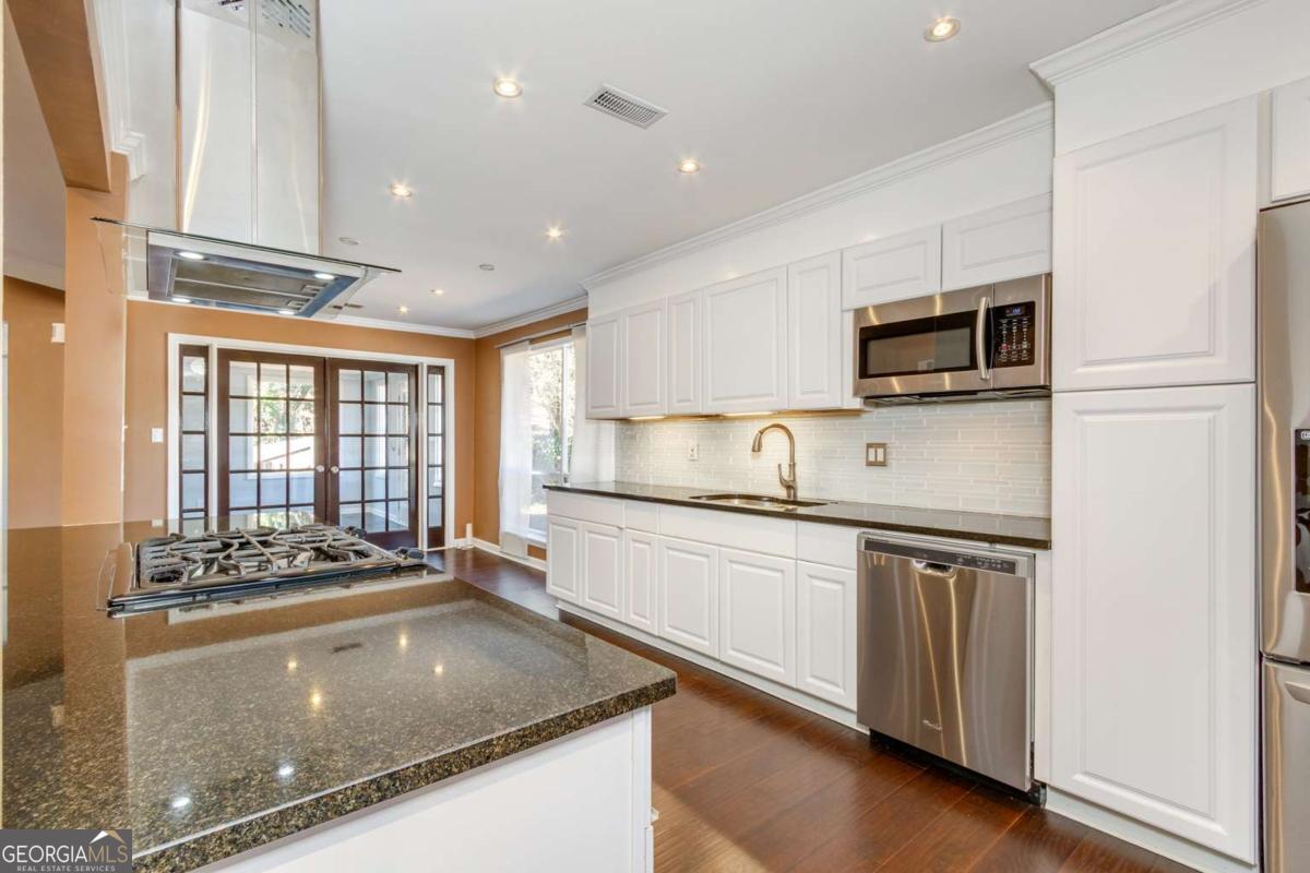 1050 Terramont Drive Roswell GA 30076