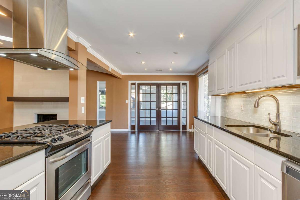 1050 Terramont Drive Roswell GA 30076