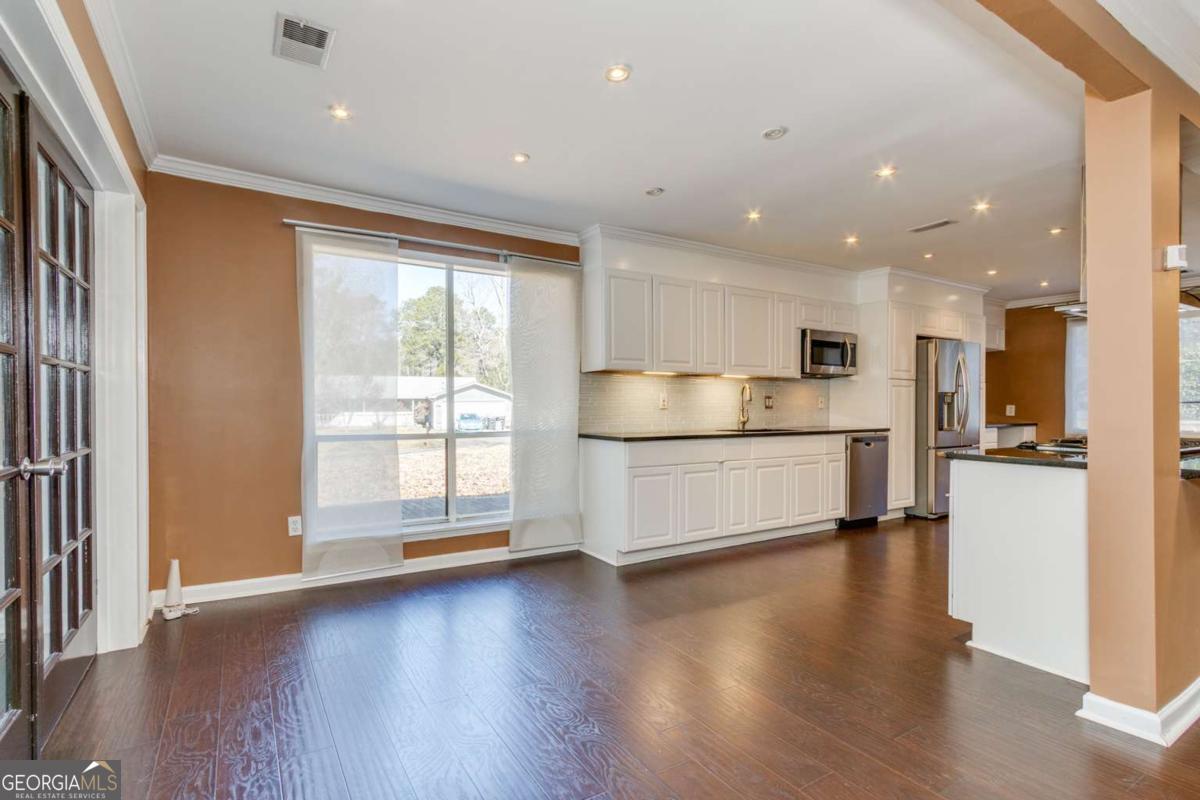 1050 Terramont Drive Roswell GA 30076
