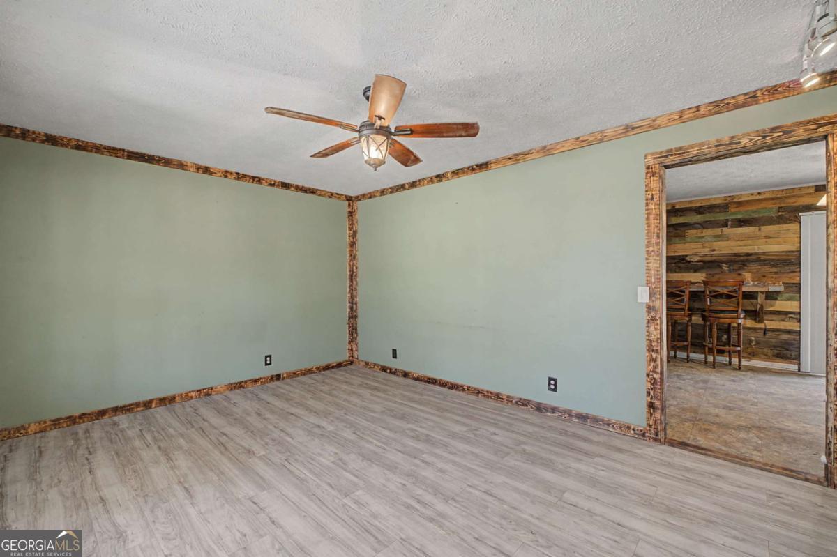 215 Parkway Drive Adairsville GA 30103