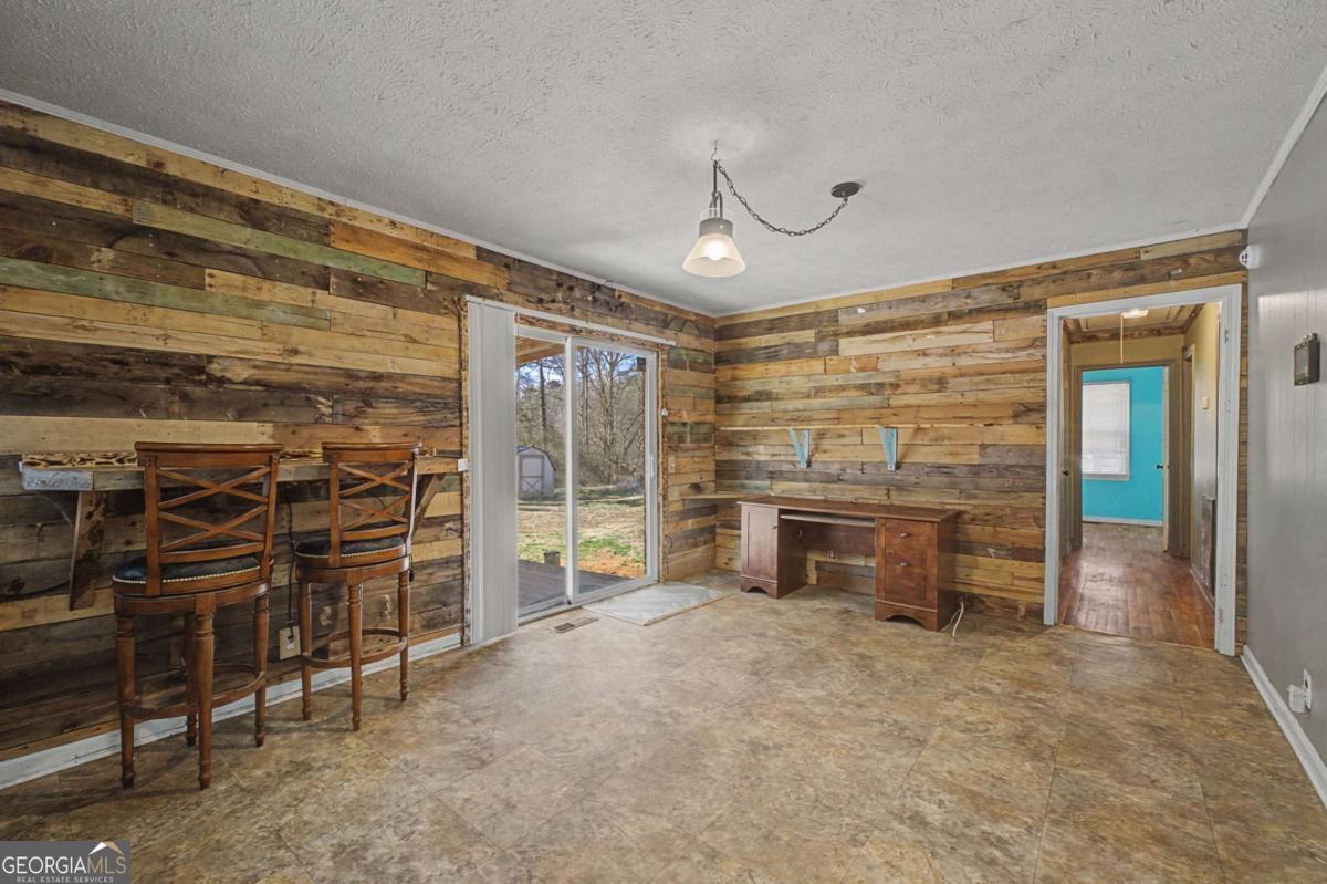 215 Parkway Drive Adairsville GA 30103