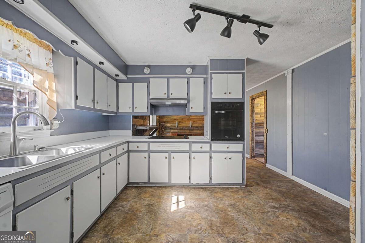 215 Parkway Drive Adairsville GA 30103