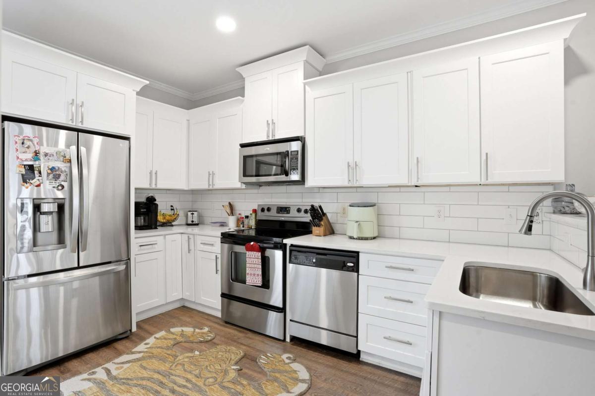 1581 Liberty Parkway NW Atlanta GA 30318