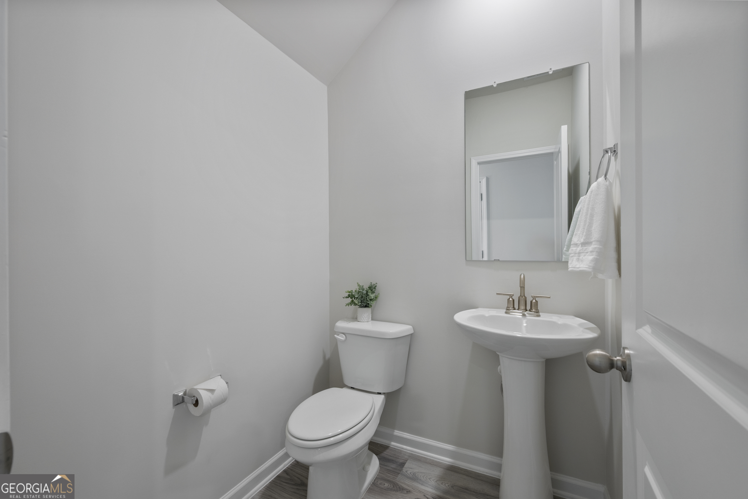 3952 Hidden River Lane Oakwood GA 30566