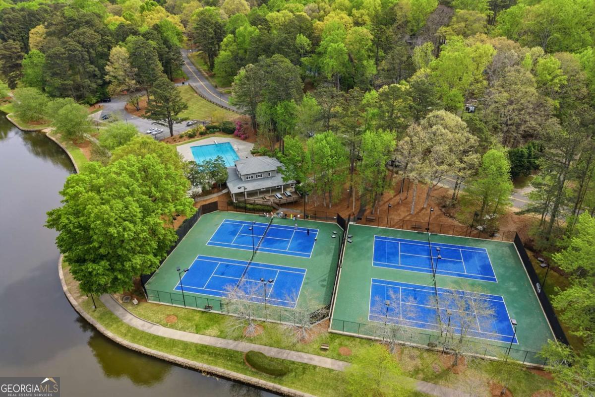 120 Hillside Lane Roswell GA 30076