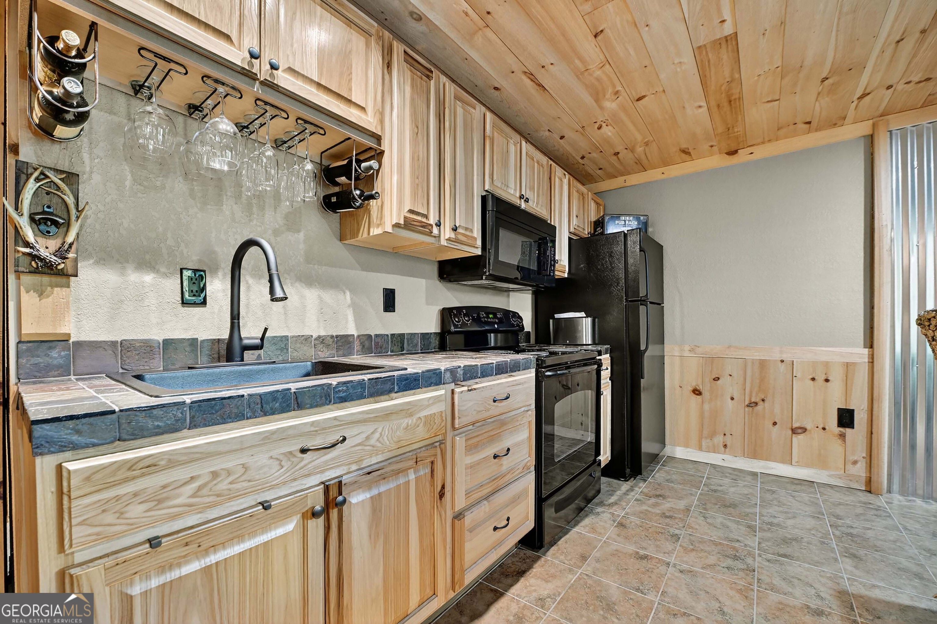 505 Old Salem Road Mineral Bluff GA 30559
