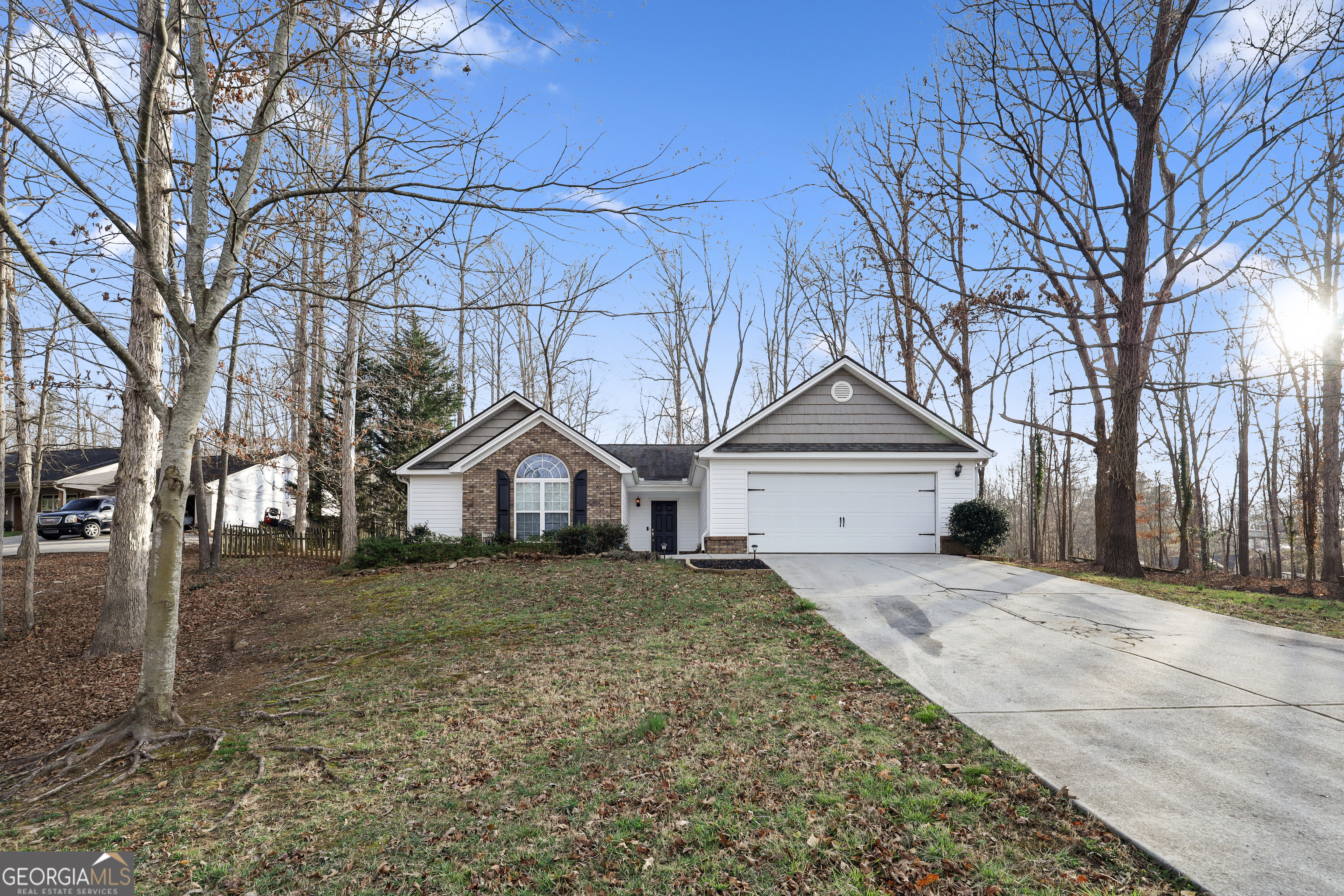 162 Oak View Drive Hull GA 30646