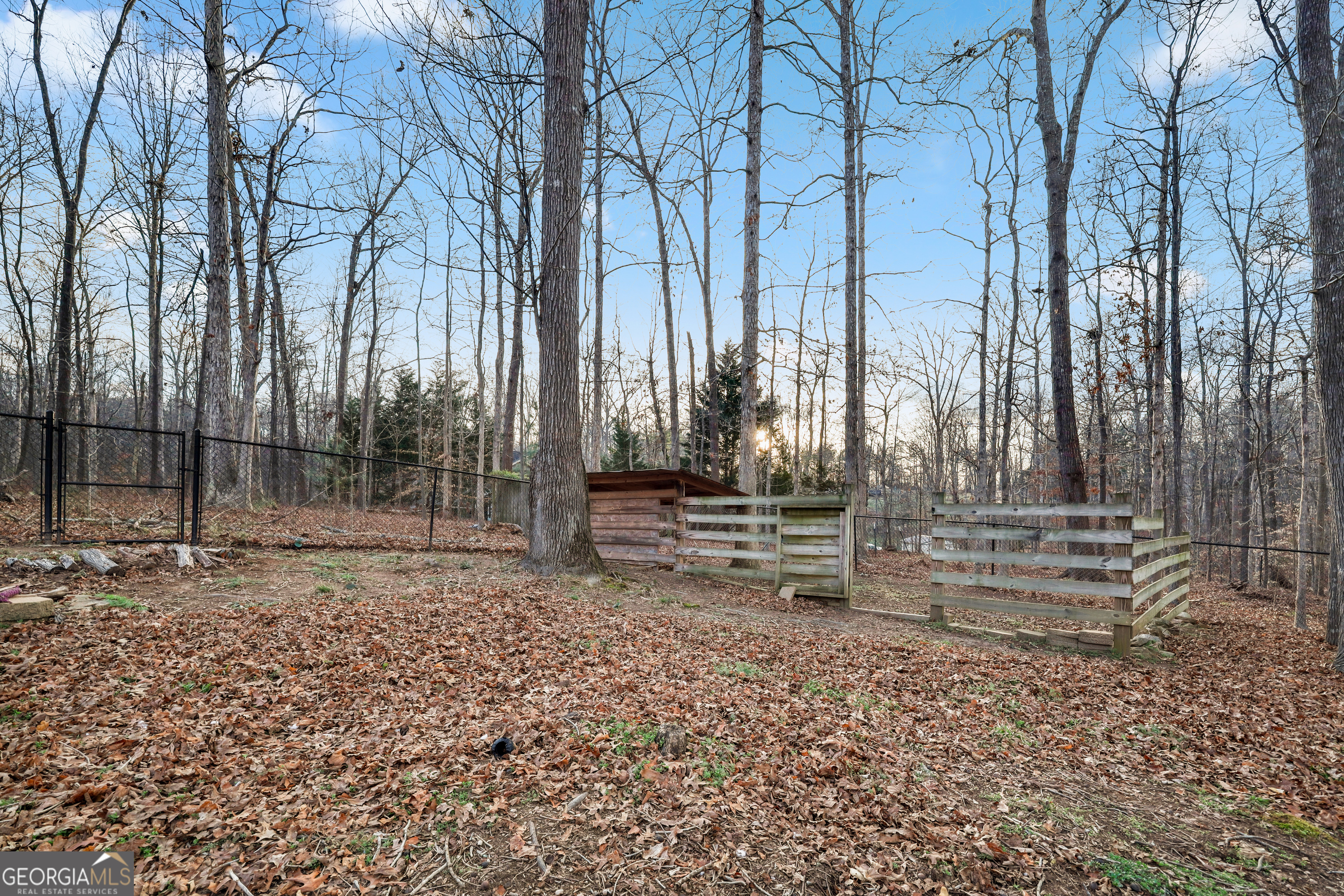 162 Oak View Drive Hull GA 30646