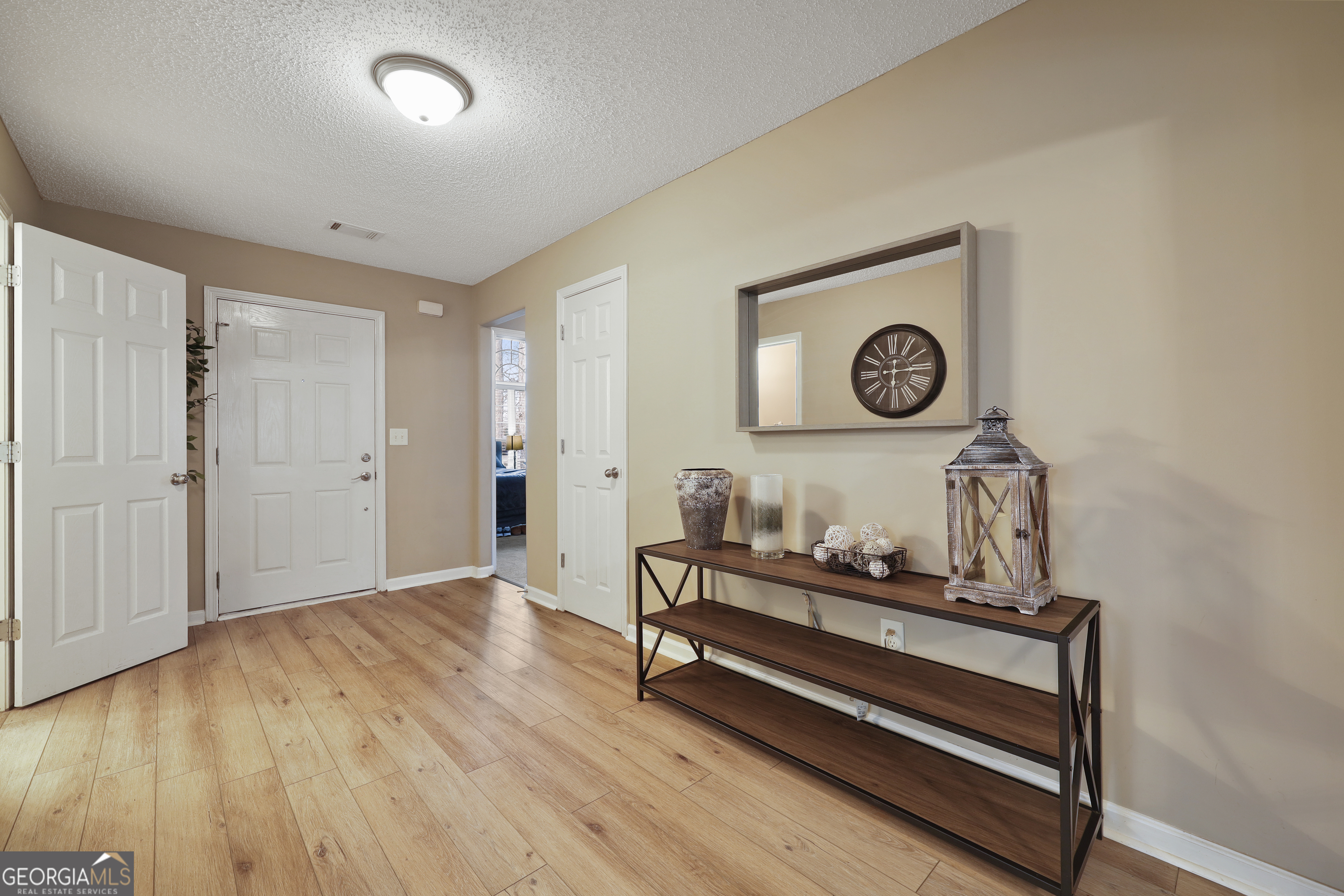 162 Oak View Drive Hull GA 30646