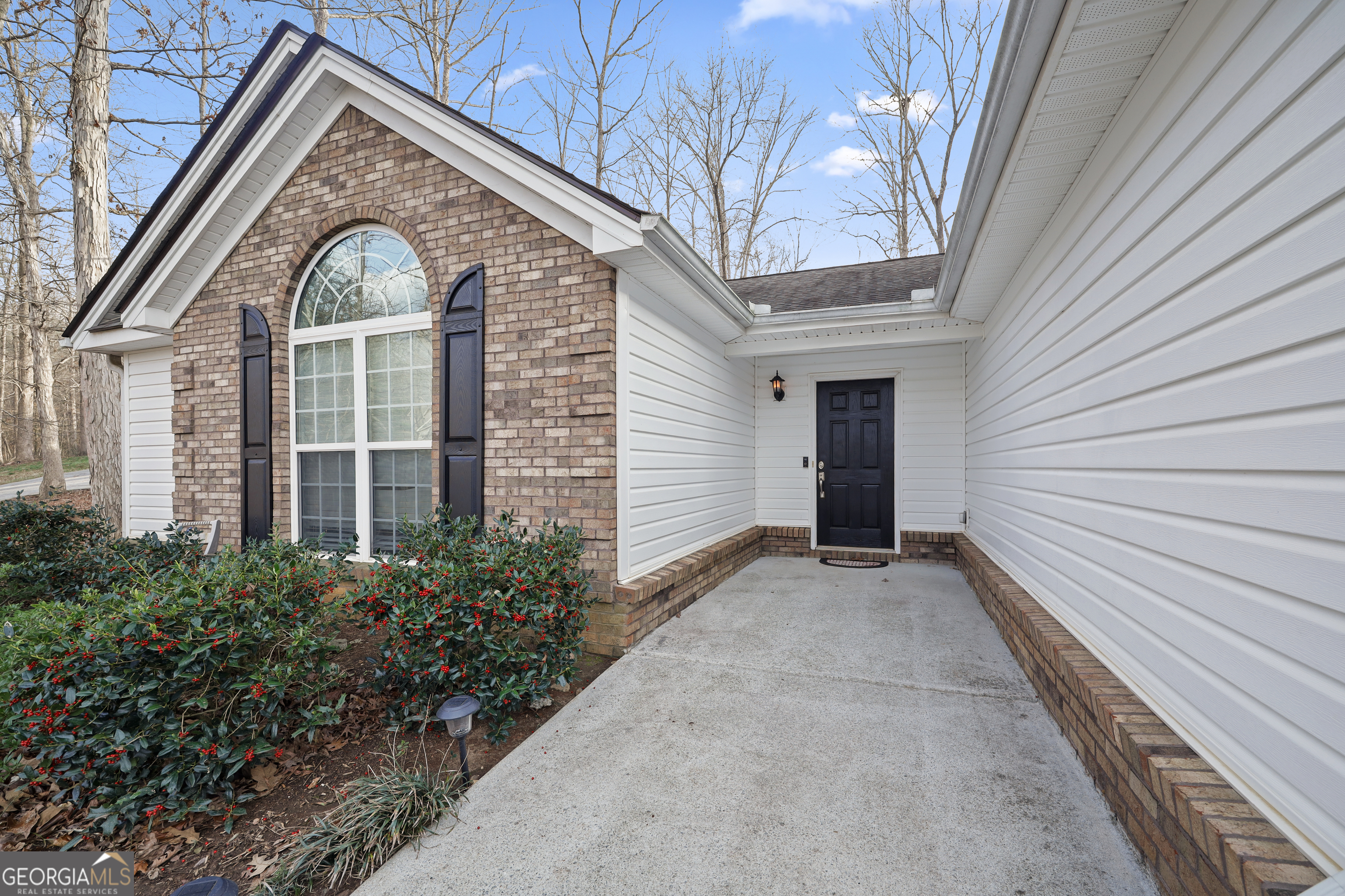 162 Oak View Drive Hull GA 30646