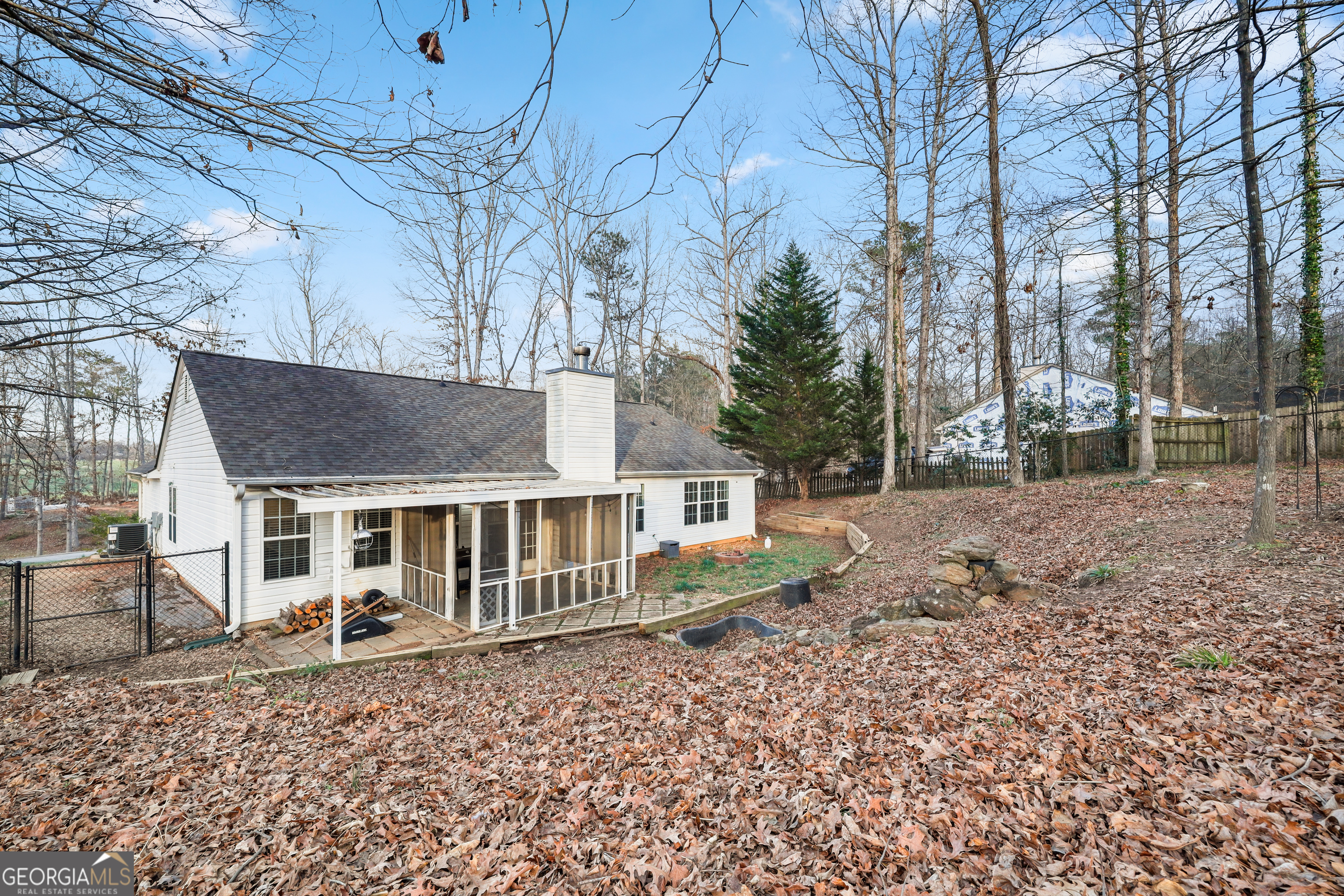 162 Oak View Drive Hull GA 30646
