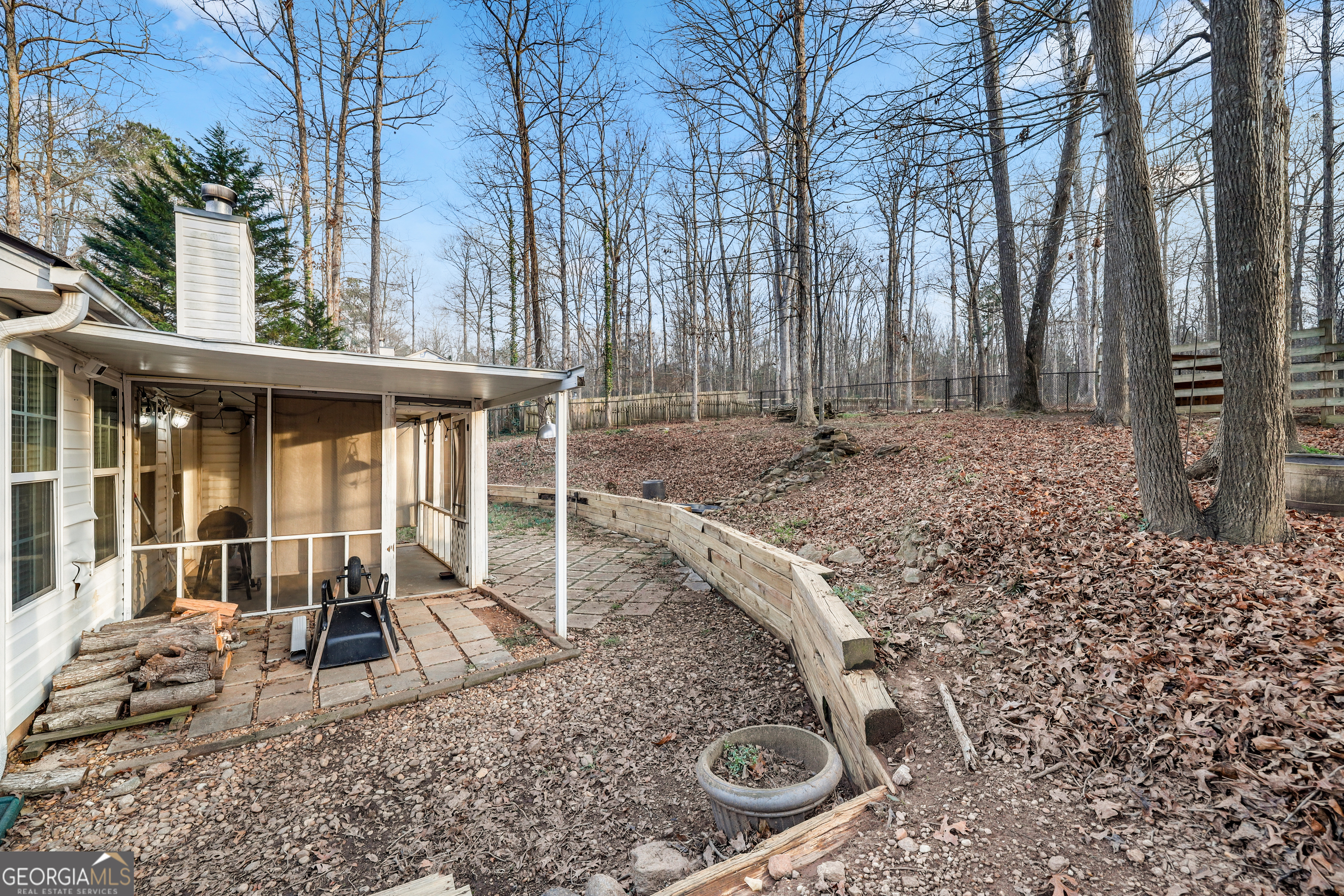162 Oak View Drive Hull GA 30646