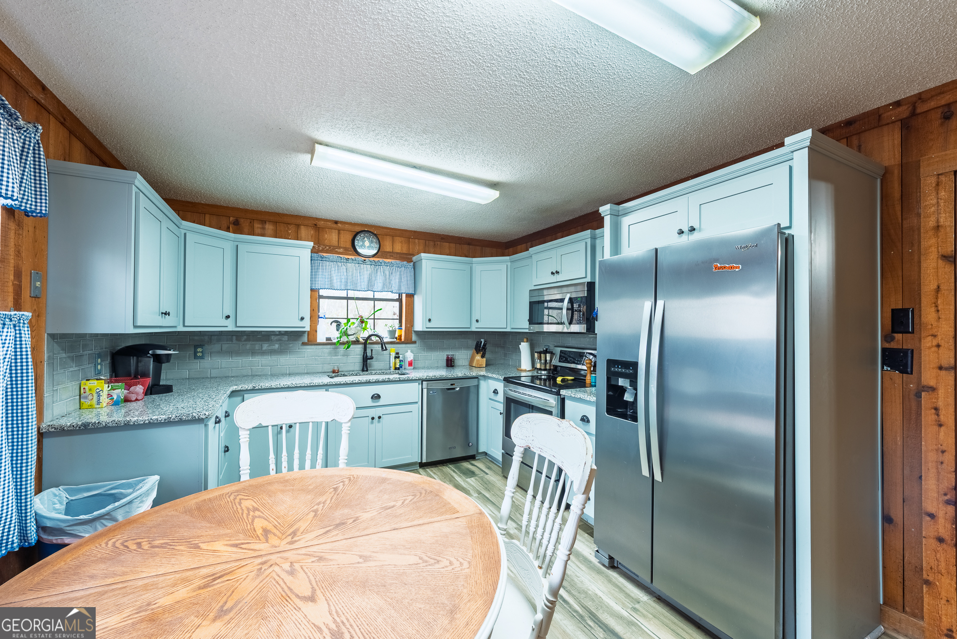 1670 Beaver Dam Road Odum GA 31555