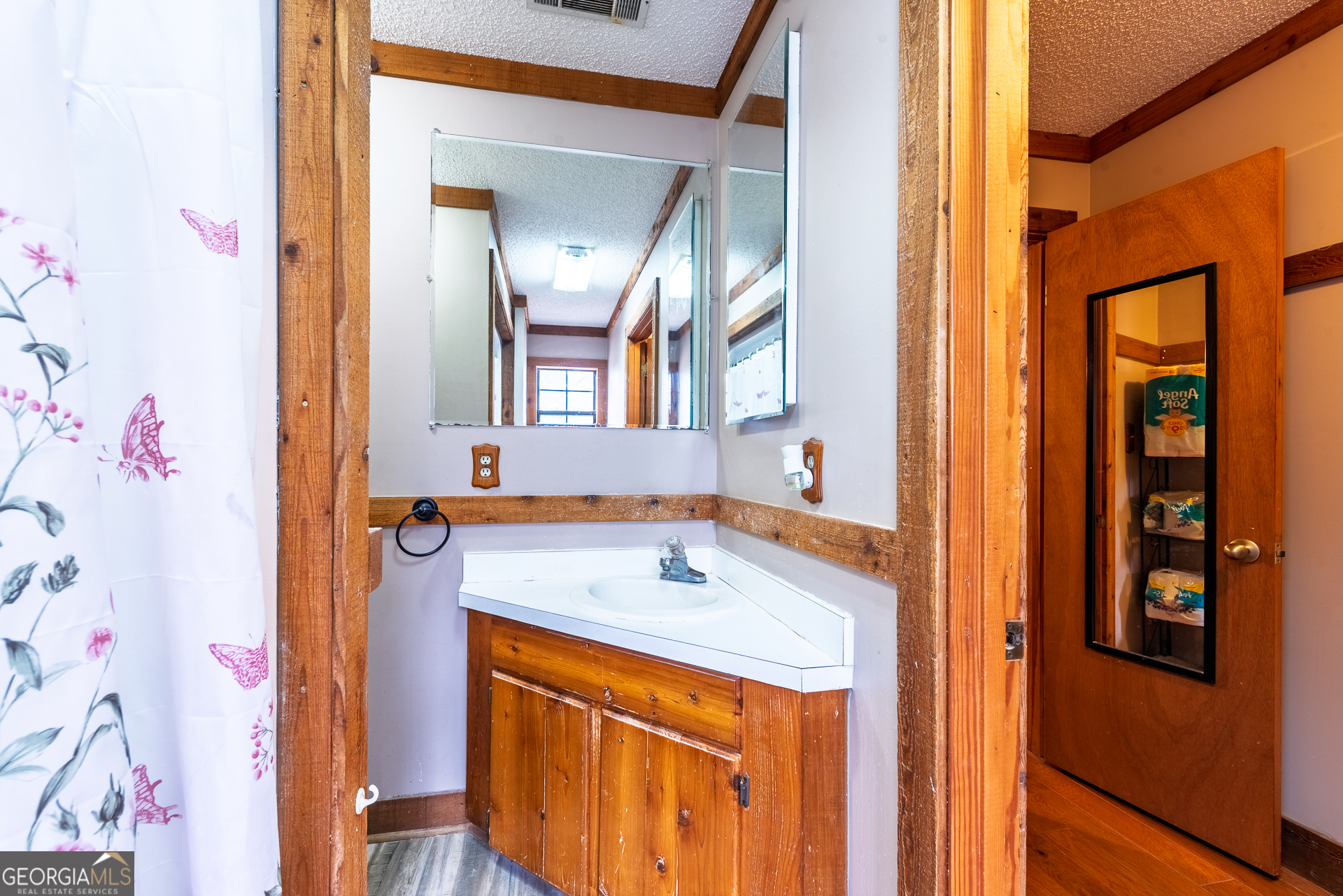 1670 Beaver Dam Road Odum GA 31555