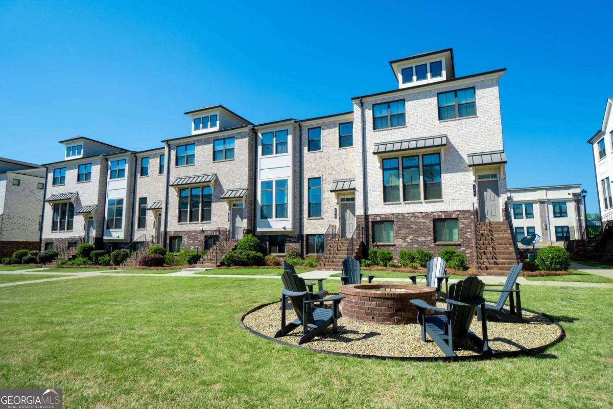 615 Fair View Circle Roswell GA 30076