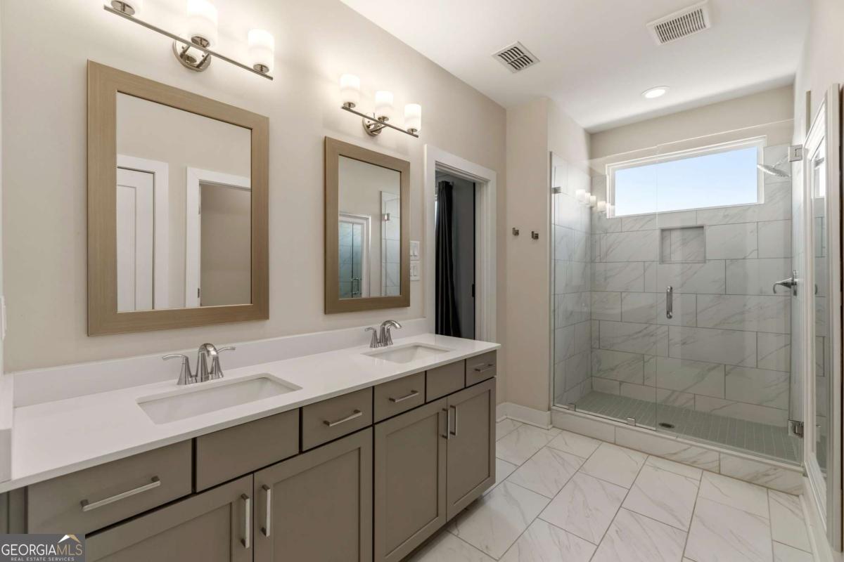 615 Fair View Circle Roswell GA 30076