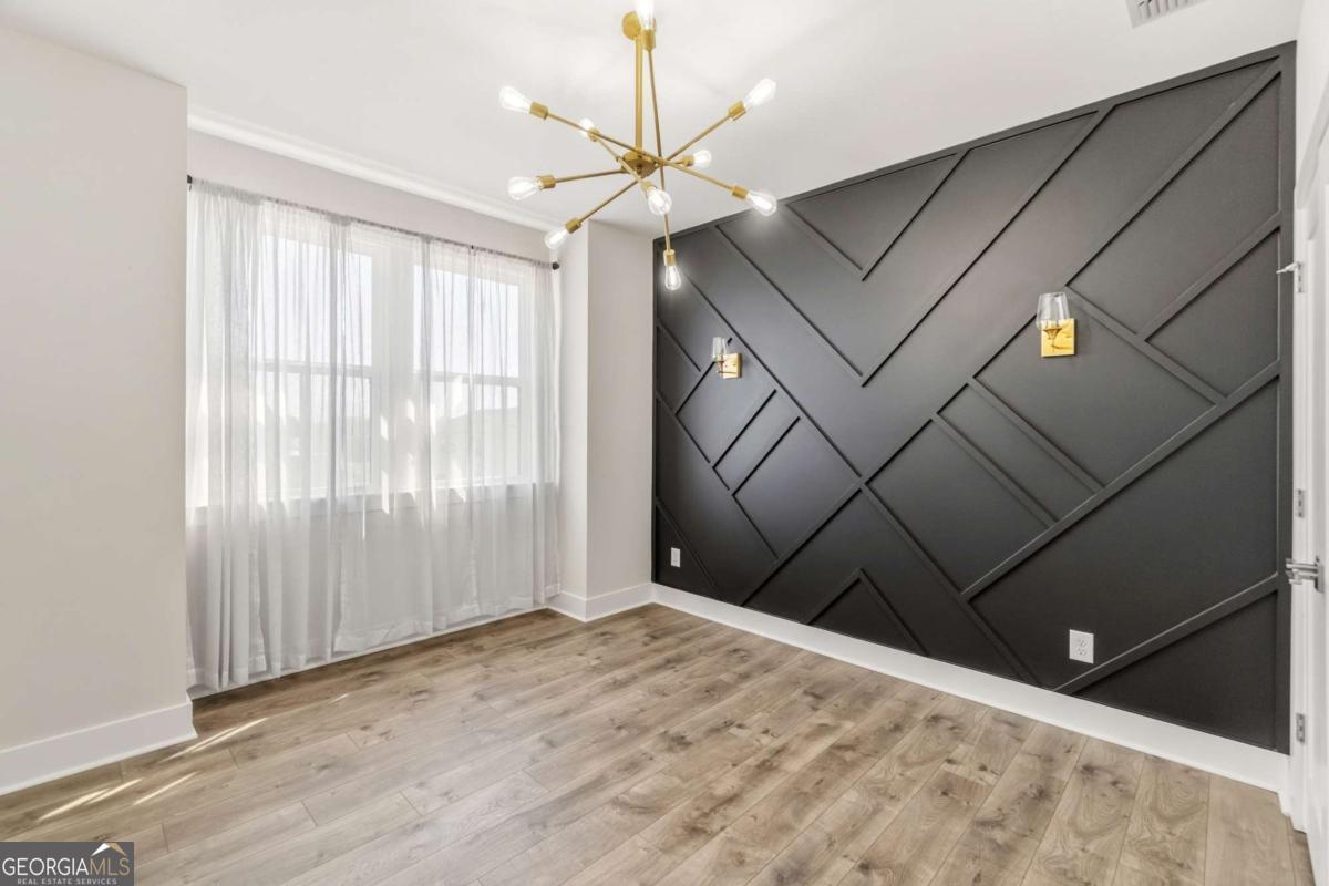 615 Fair View Circle Roswell GA 30076