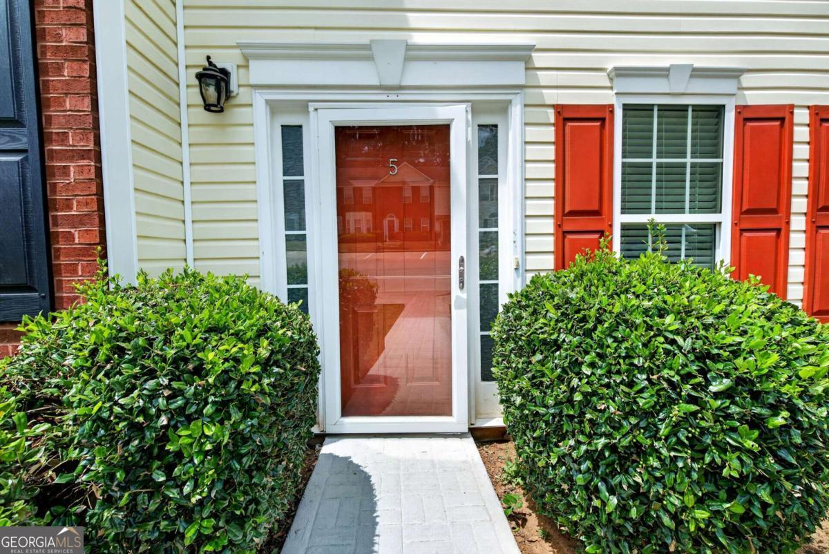 4210 Oakwood Road Oakwood GA 30566
