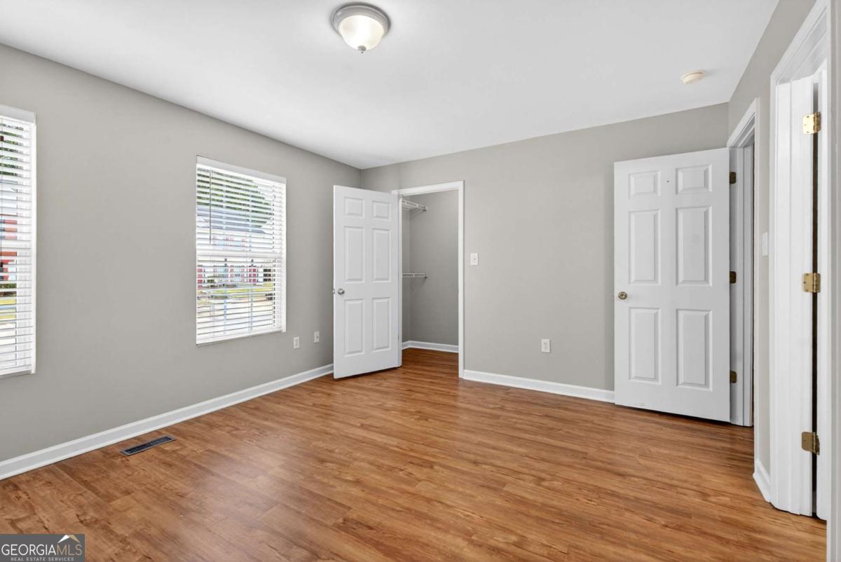 4210 Oakwood Road Oakwood GA 30566