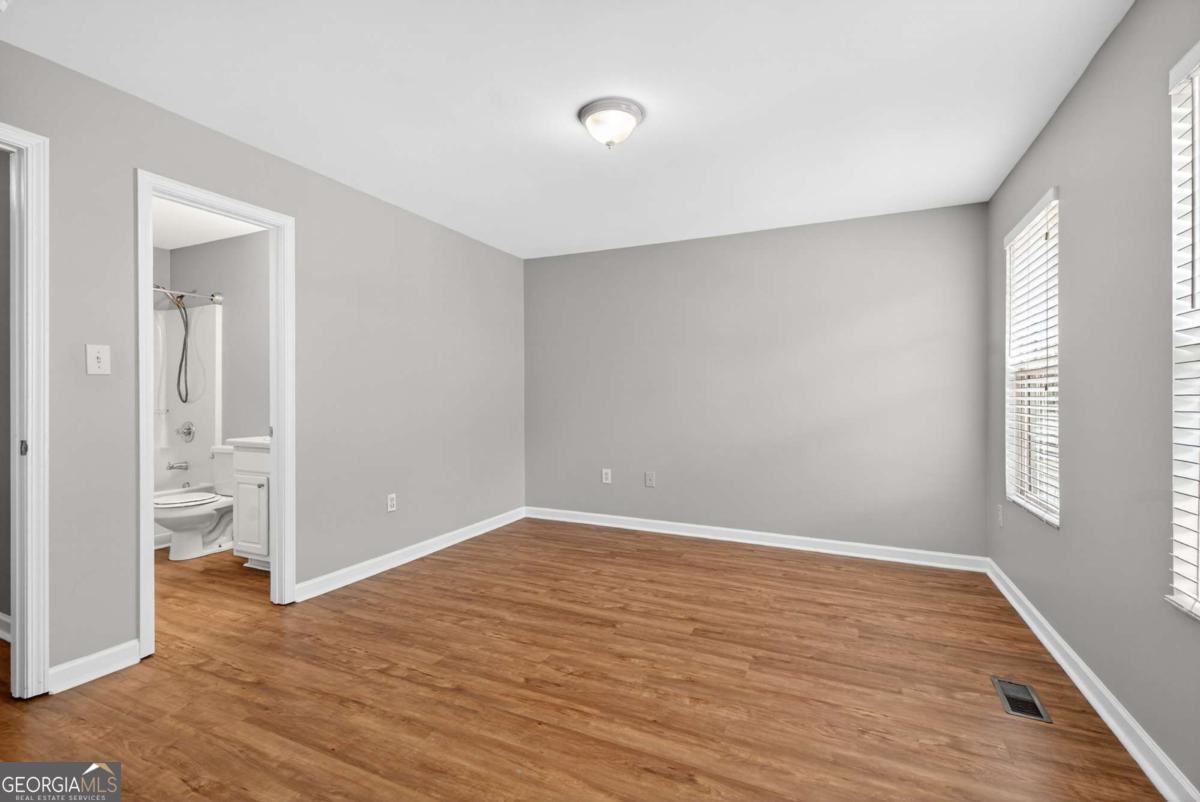 4210 Oakwood Road Oakwood GA 30566