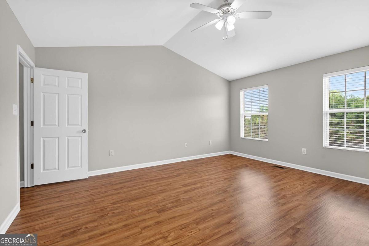 4210 Oakwood Road Oakwood GA 30566