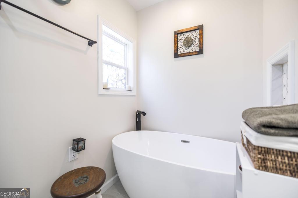 127 Bolingview Road Juliette GA 31046