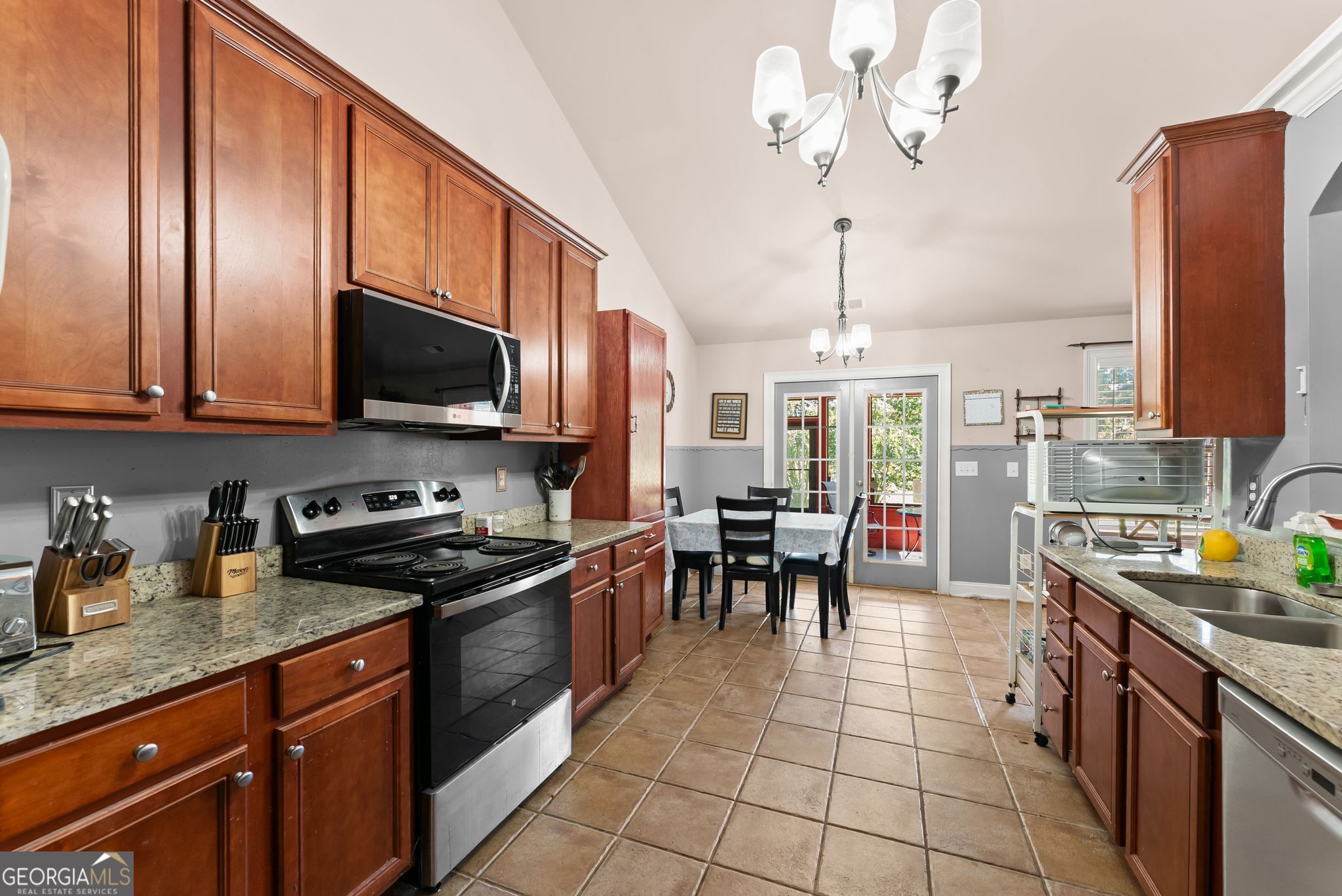286 Middle Fork Lane Carnesville GA 30521