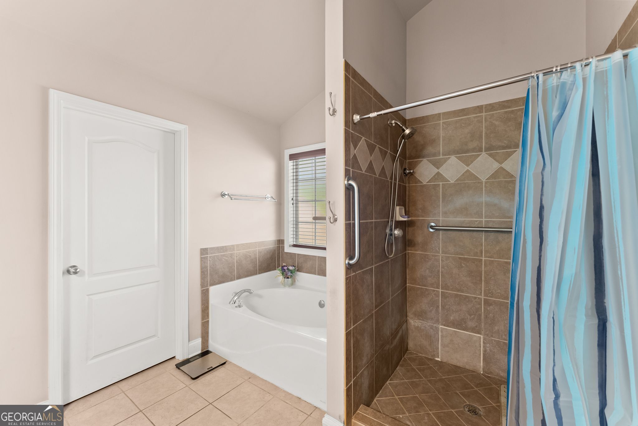 286 Middle Fork Lane Carnesville GA 30521
