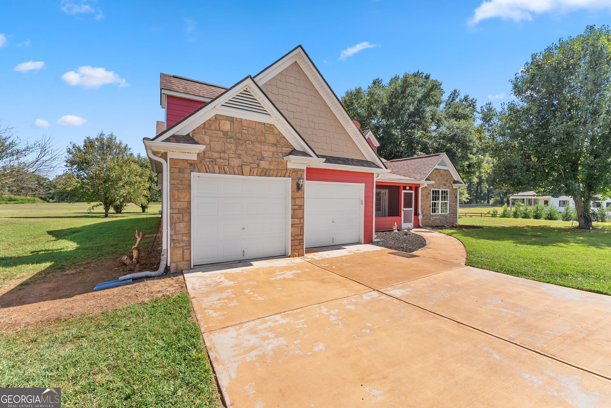 286 Middle Fork Lane Carnesville GA 30521