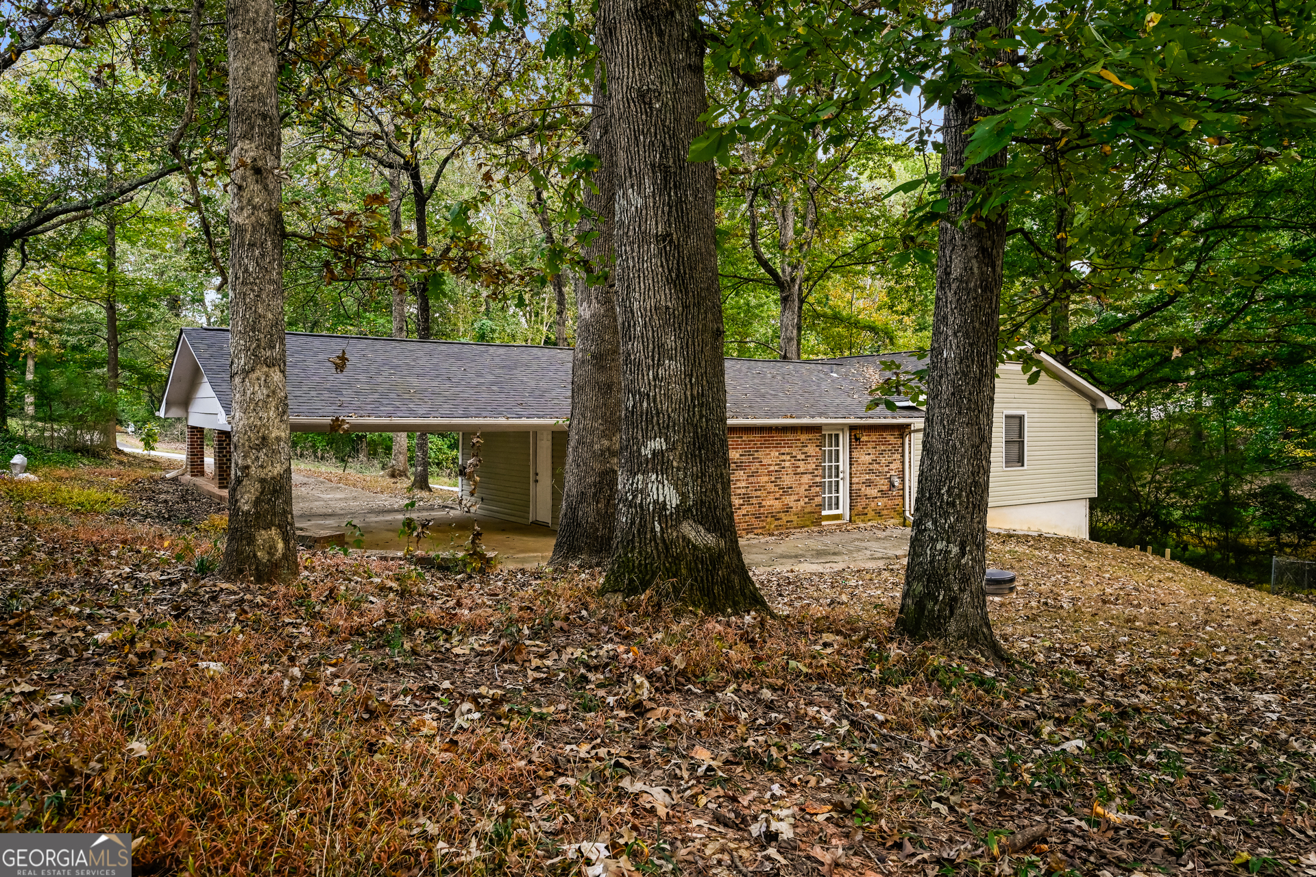 3851 N Shelby Lane Douglasville GA 30135