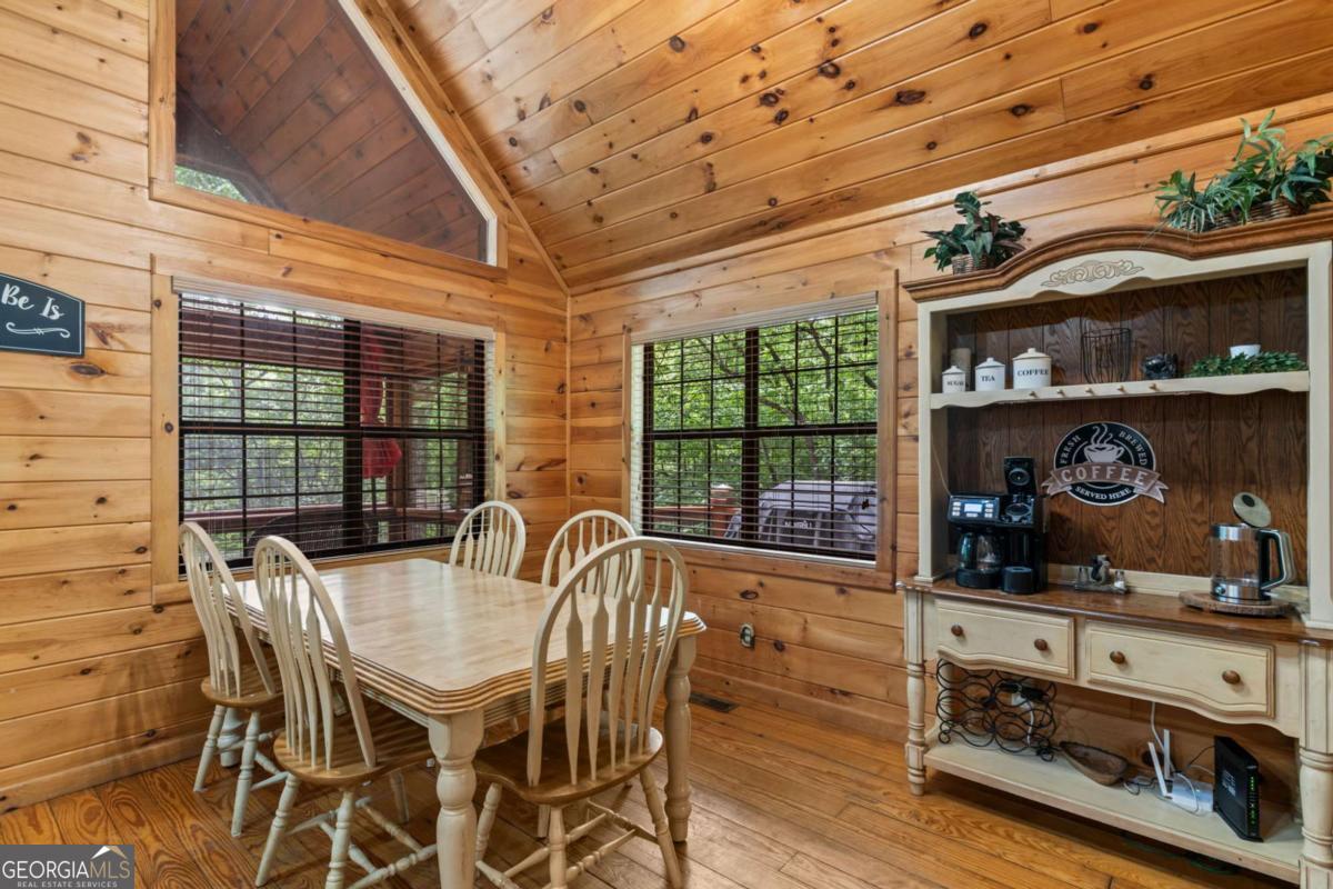 294 Oakwood Trail Mineral Bluff GA 30559