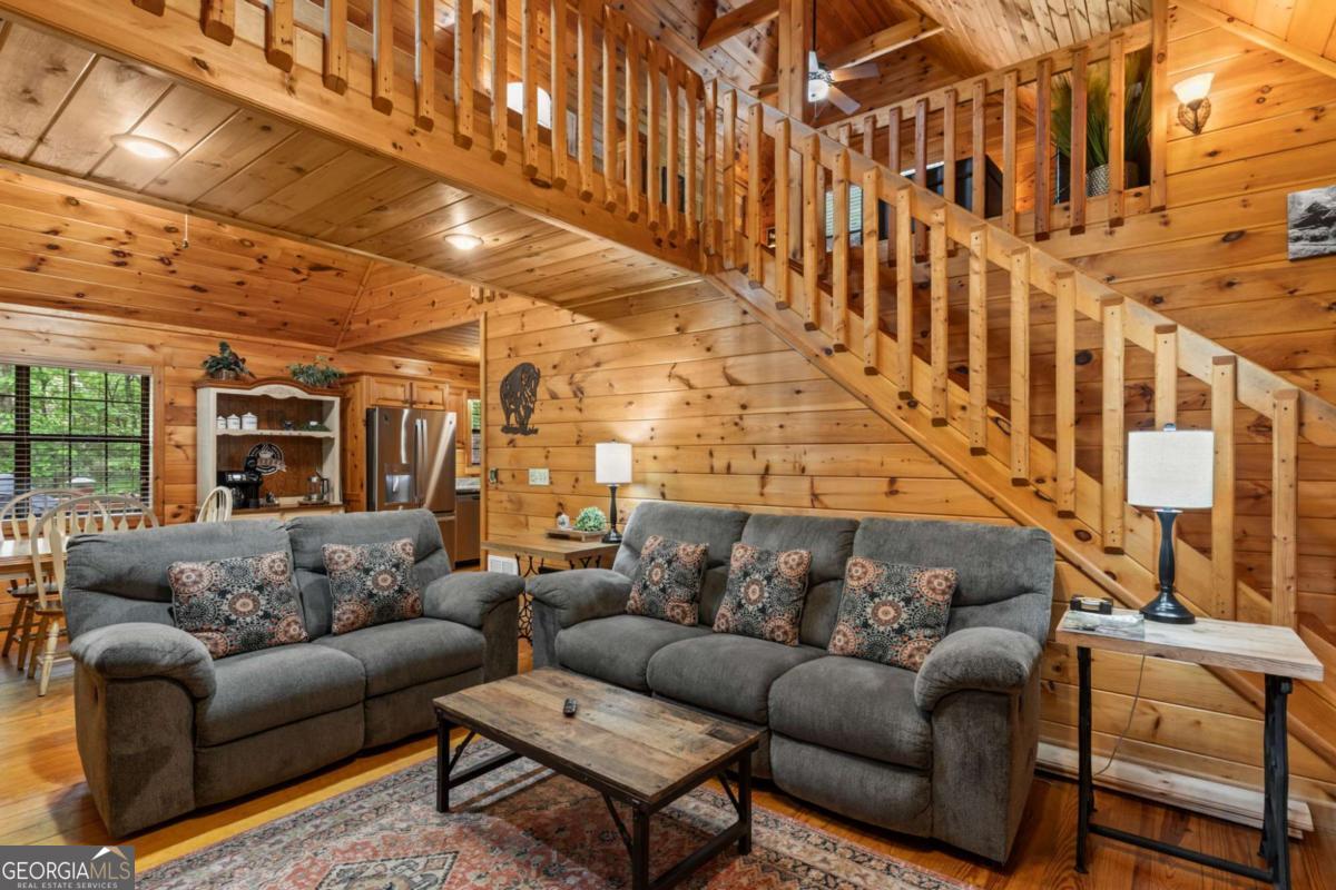 294 Oakwood Trail Mineral Bluff GA 30559