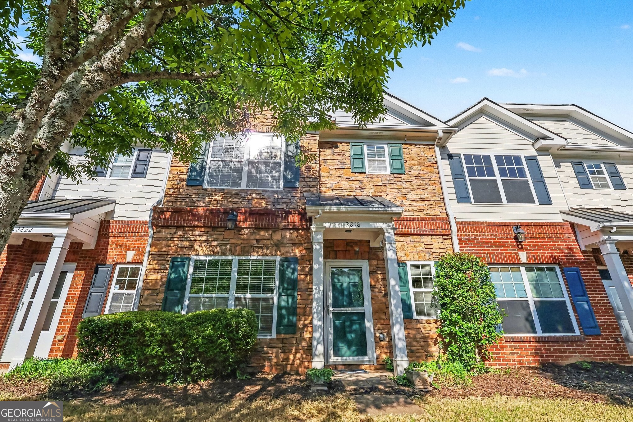 2818 Village Trace Atlanta GA 30344