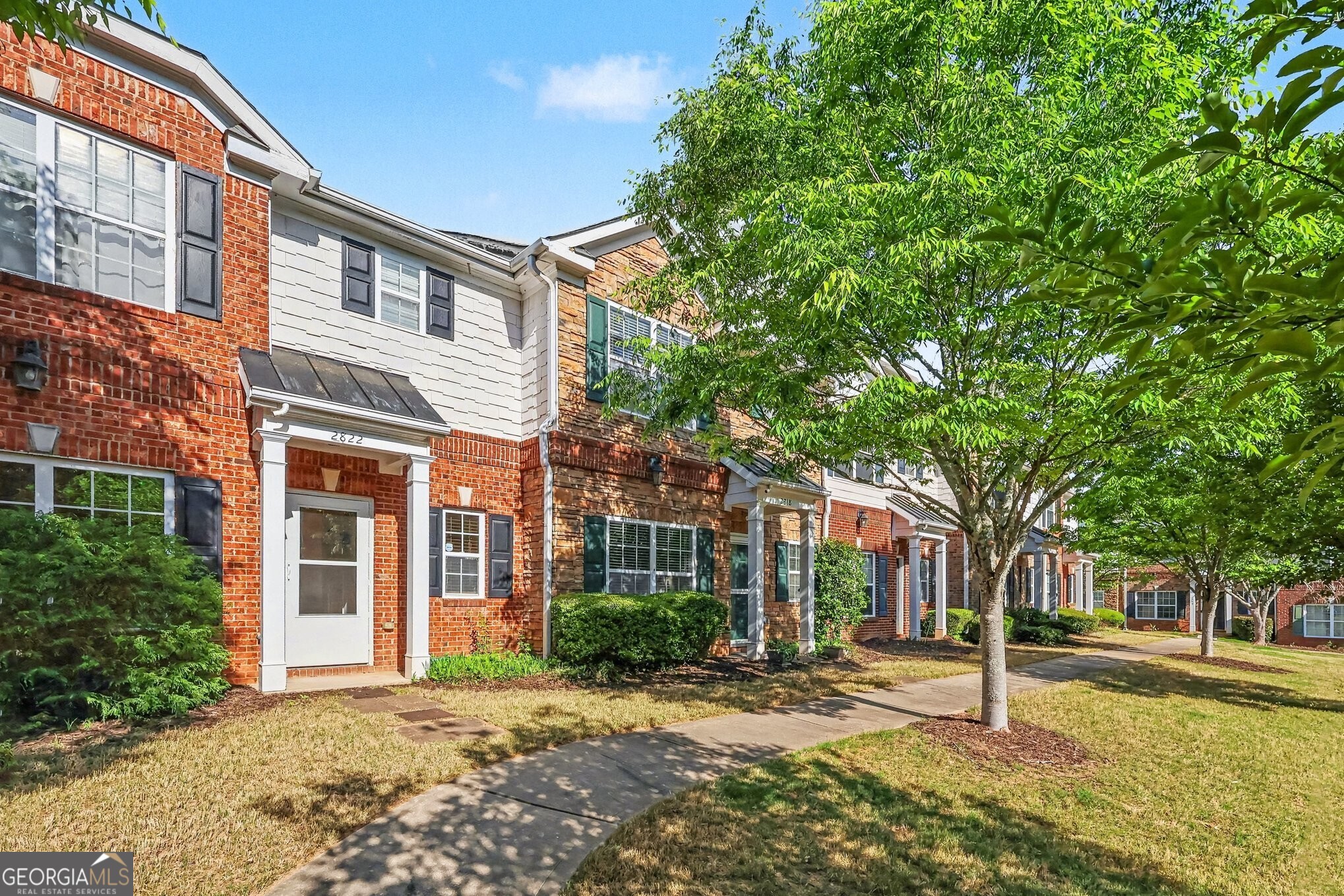 2818 Village Trace Atlanta GA 30344
