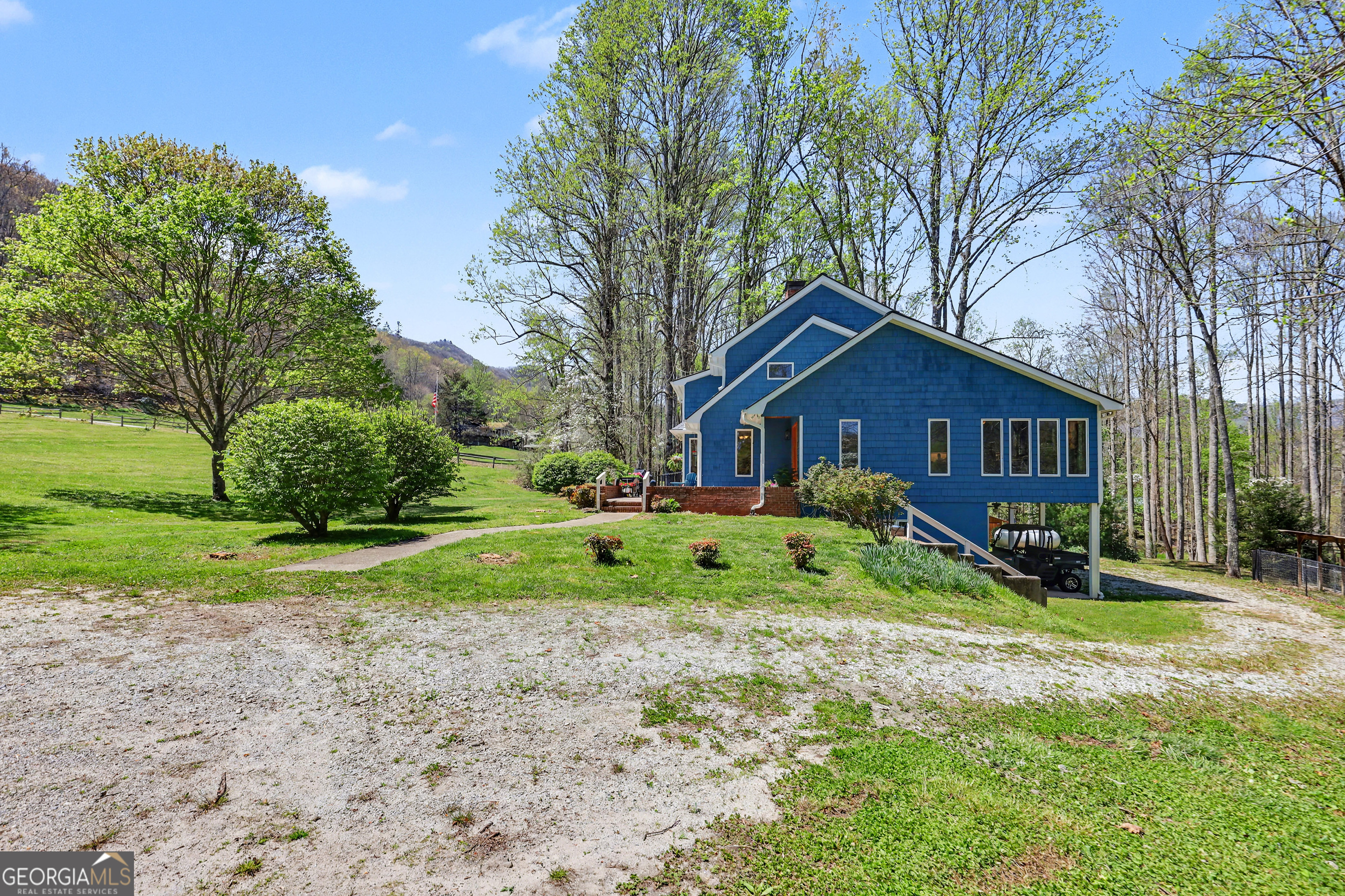 1067 O V Justus Road Rabun Gap GA 30568