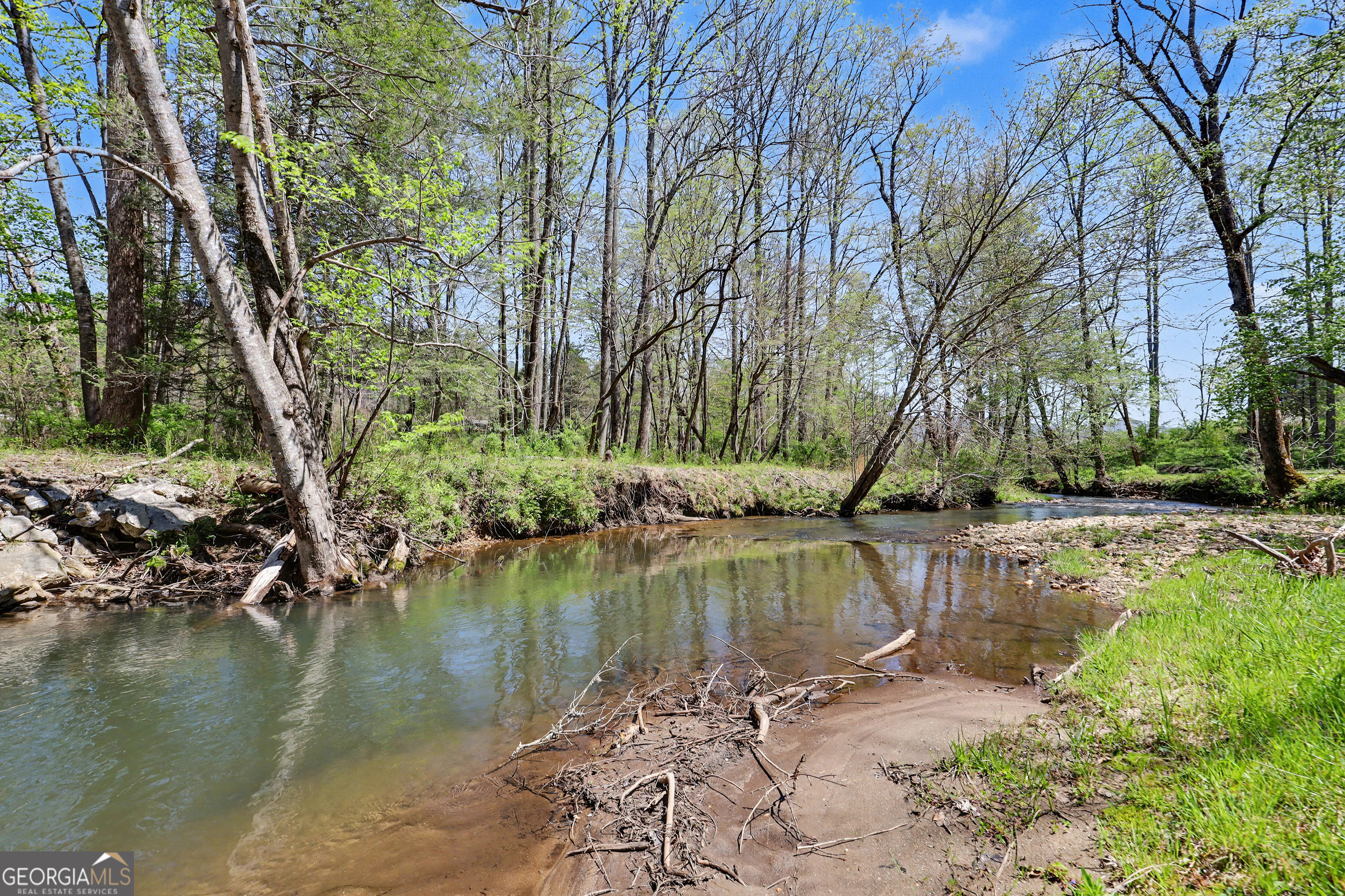 1067 O V Justus Road Rabun Gap GA 30568