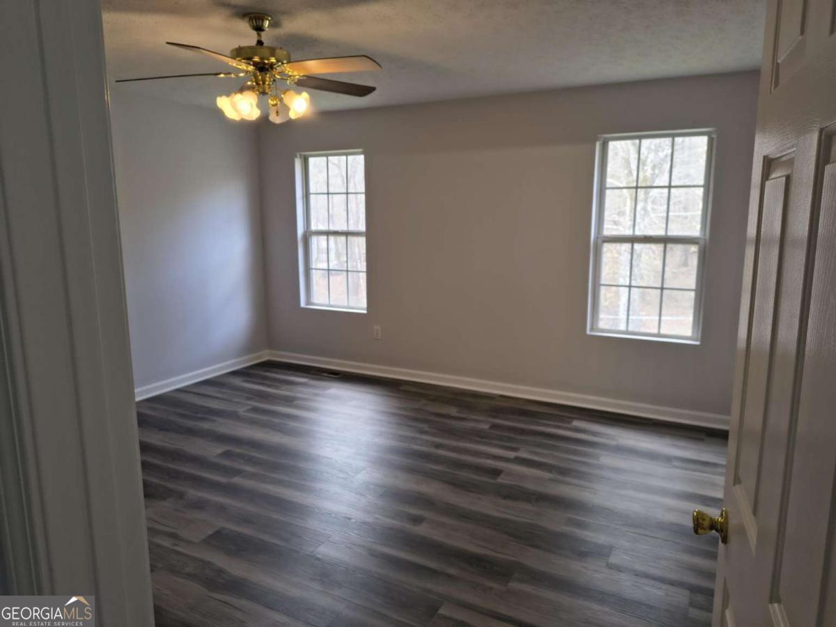 8579 Foxridge Drive Winston GA 30187