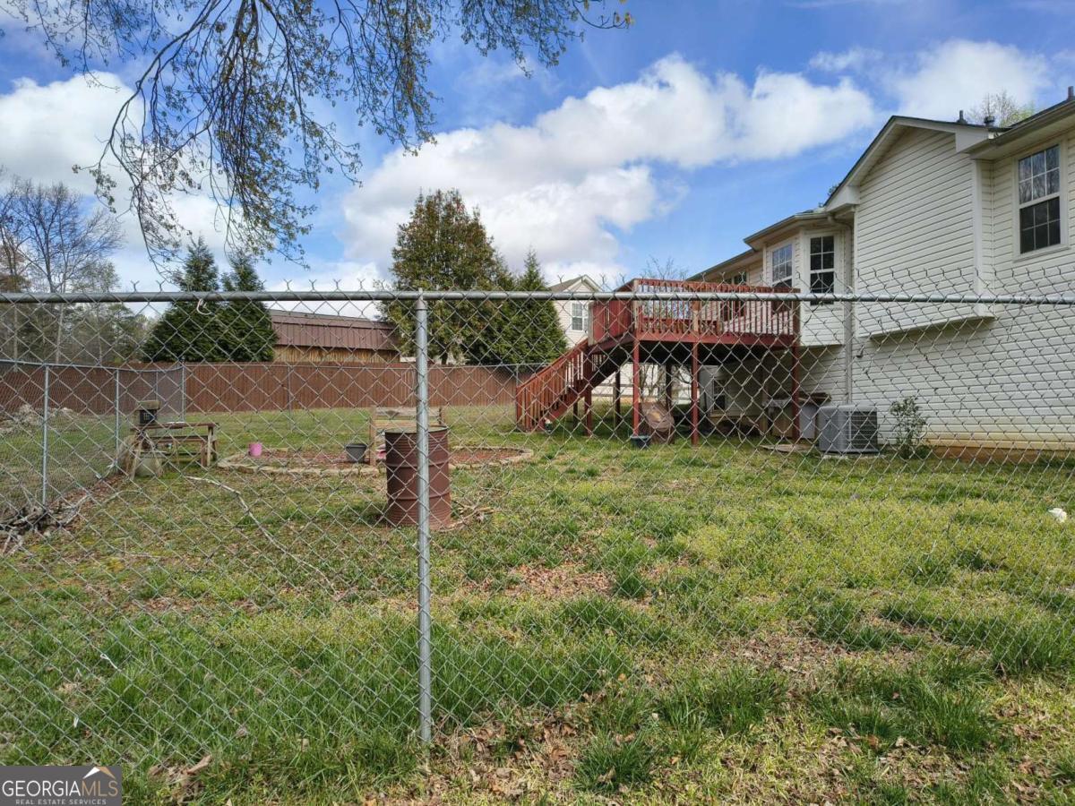 8579 Foxridge Drive Winston GA 30187