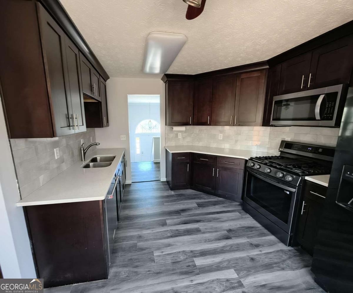 8579 Foxridge Drive Winston GA 30187
