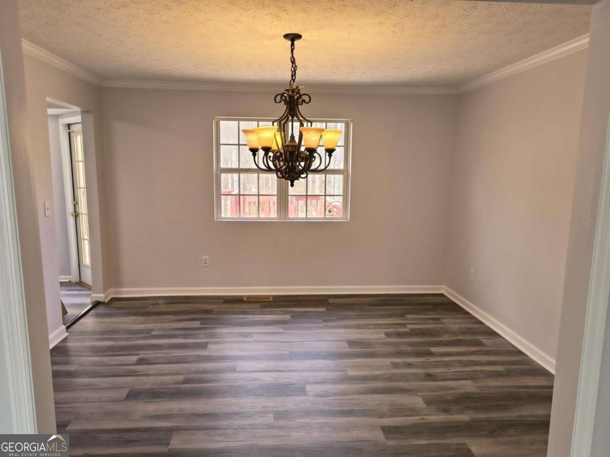 8579 Foxridge Drive Winston GA 30187