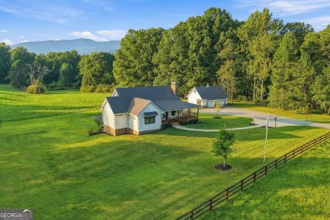 135 Mountain Ridge Drive Clarkesville GA 30523