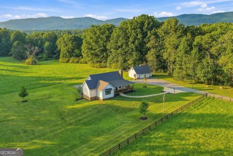 135 Mountain Ridge Drive Clarkesville GA 30523