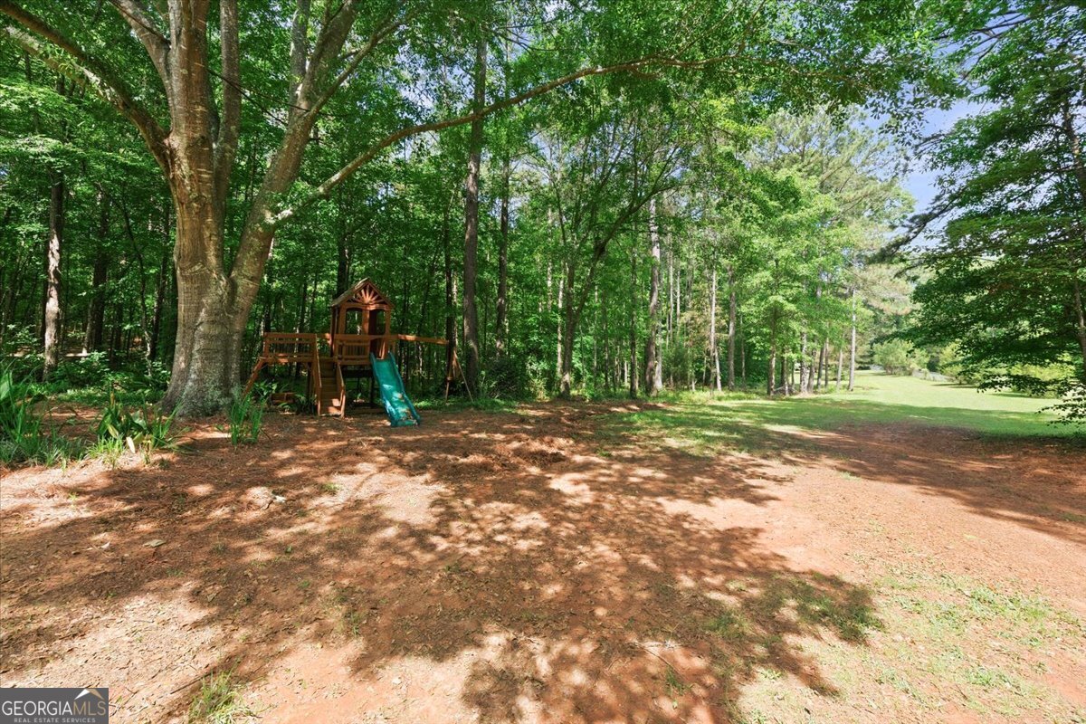 1608 Rumble Road Forsyth GA 31029