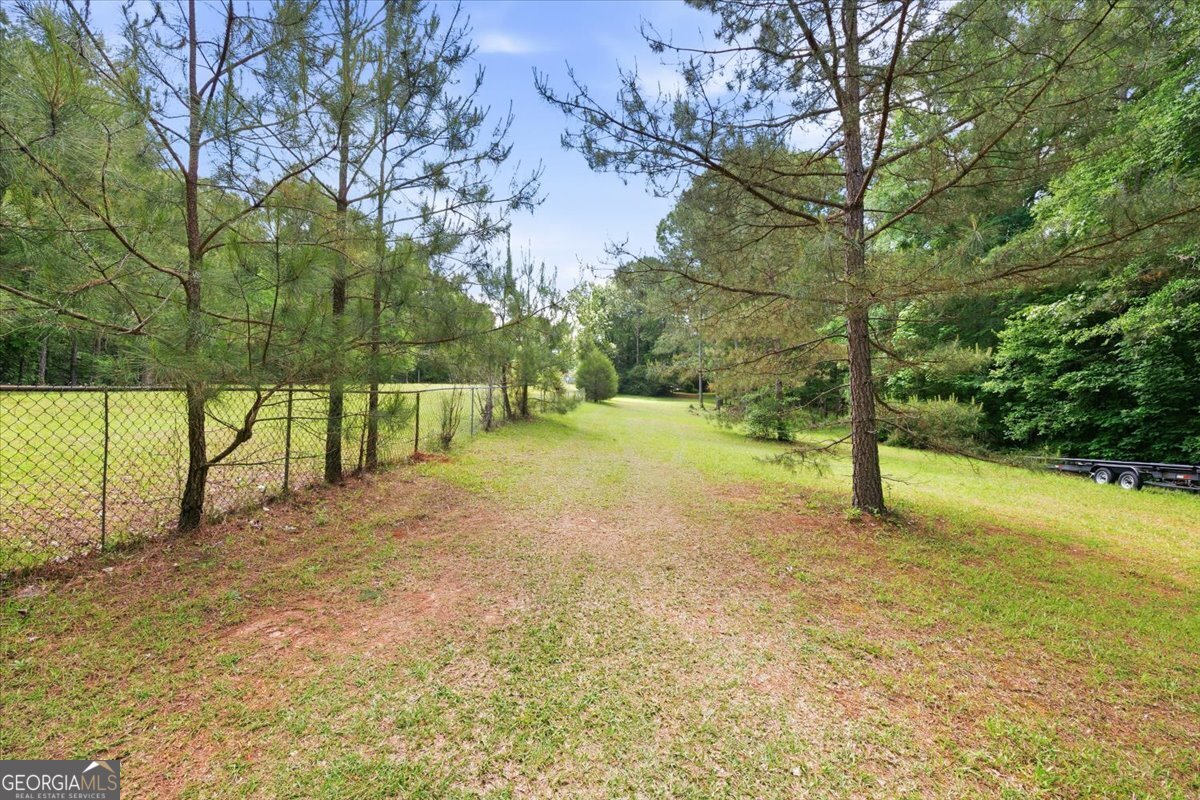 1608 Rumble Road Forsyth GA 31029