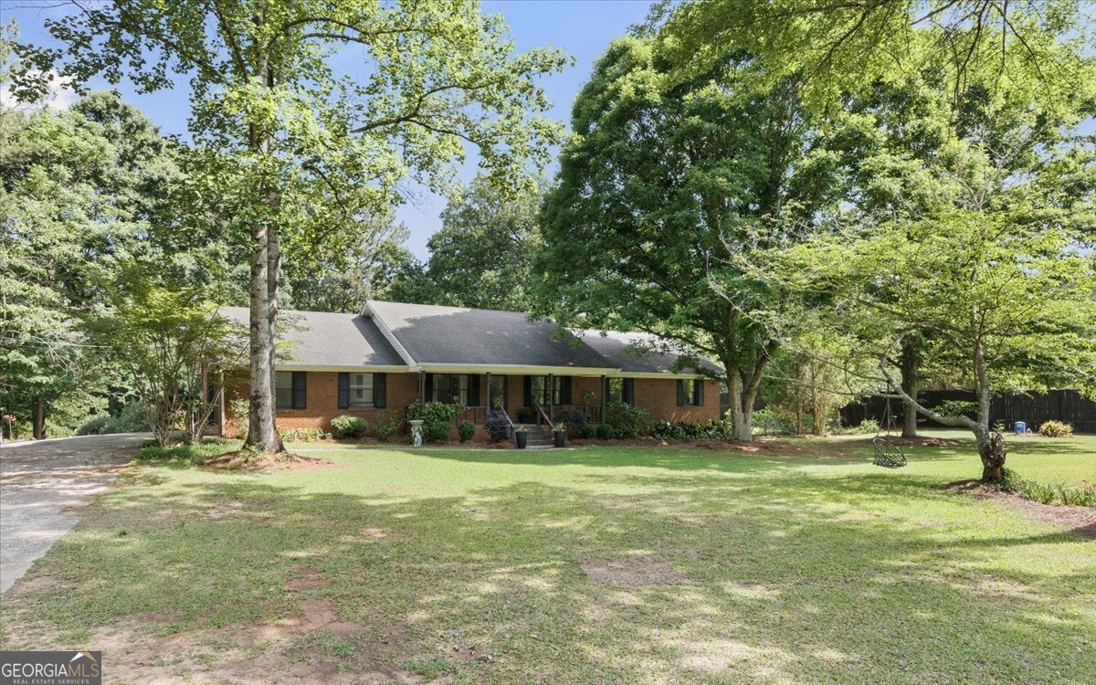 1608 Rumble Road Forsyth GA 31029