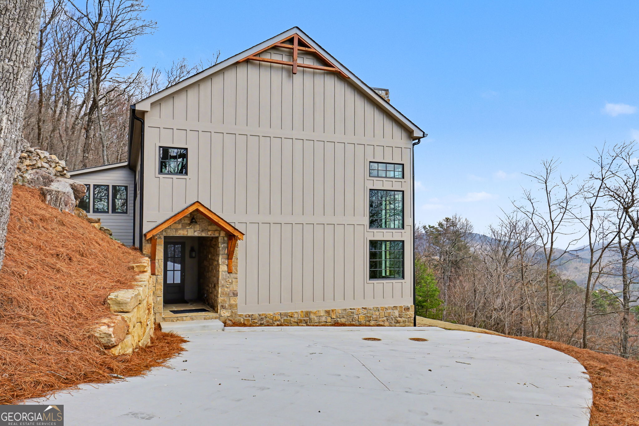 416 Winding View Clayton GA 30525