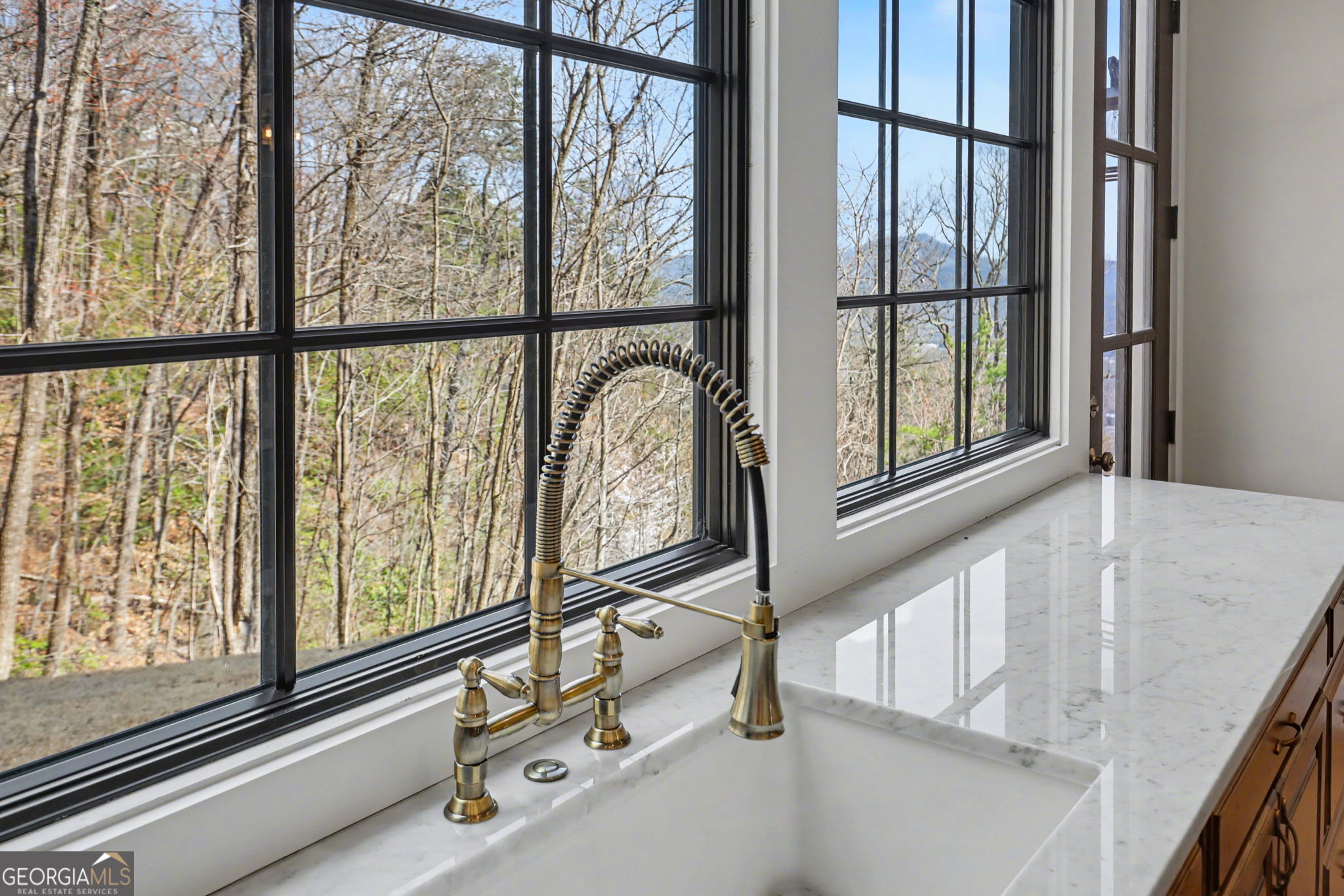 416 Winding View Clayton GA 30525
