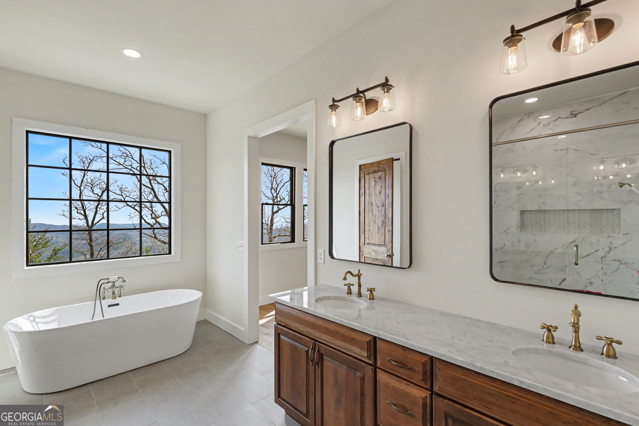 416 Winding View Clayton GA 30525