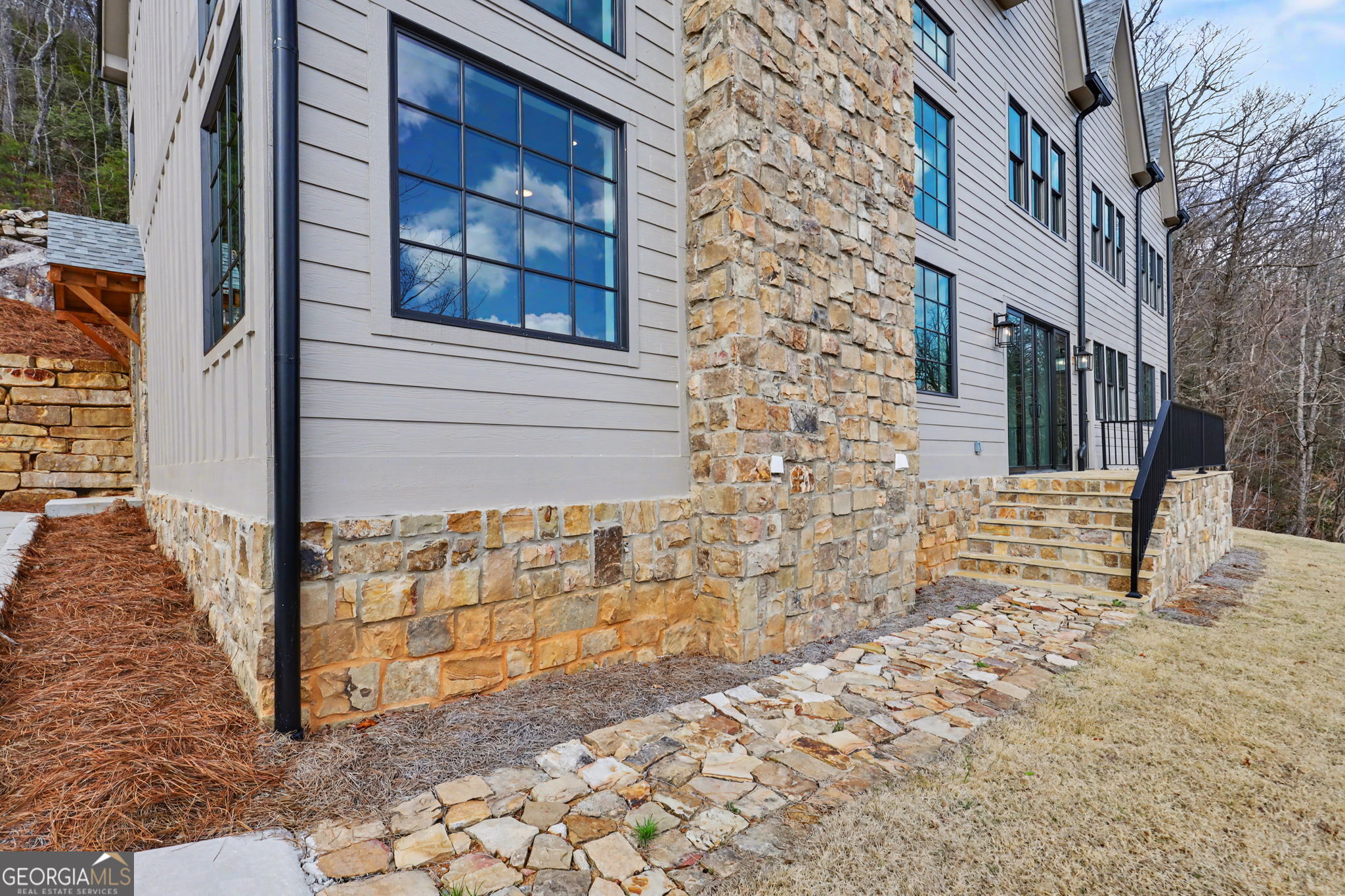 416 Winding View Clayton GA 30525