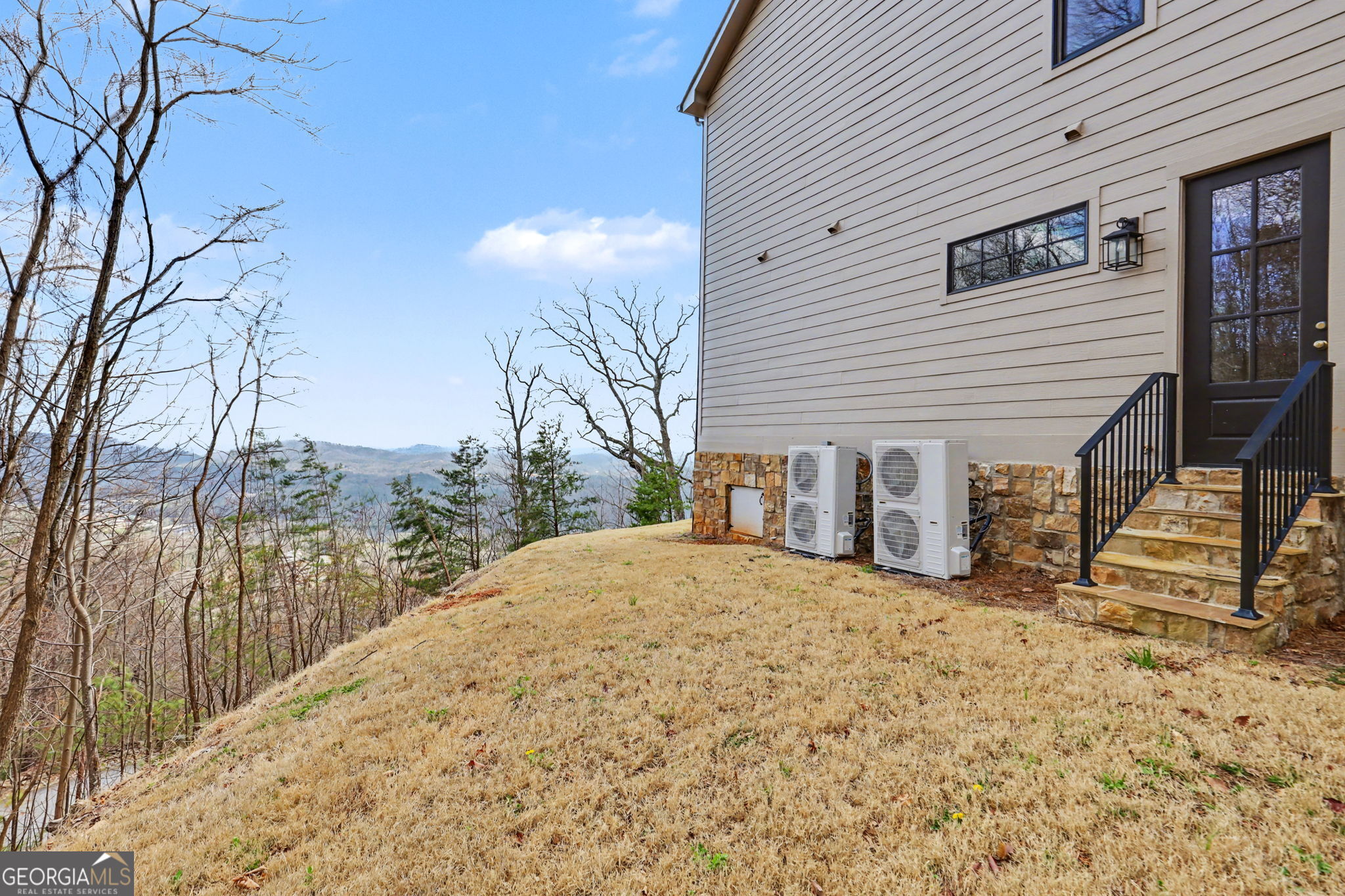 416 Winding View Clayton GA 30525